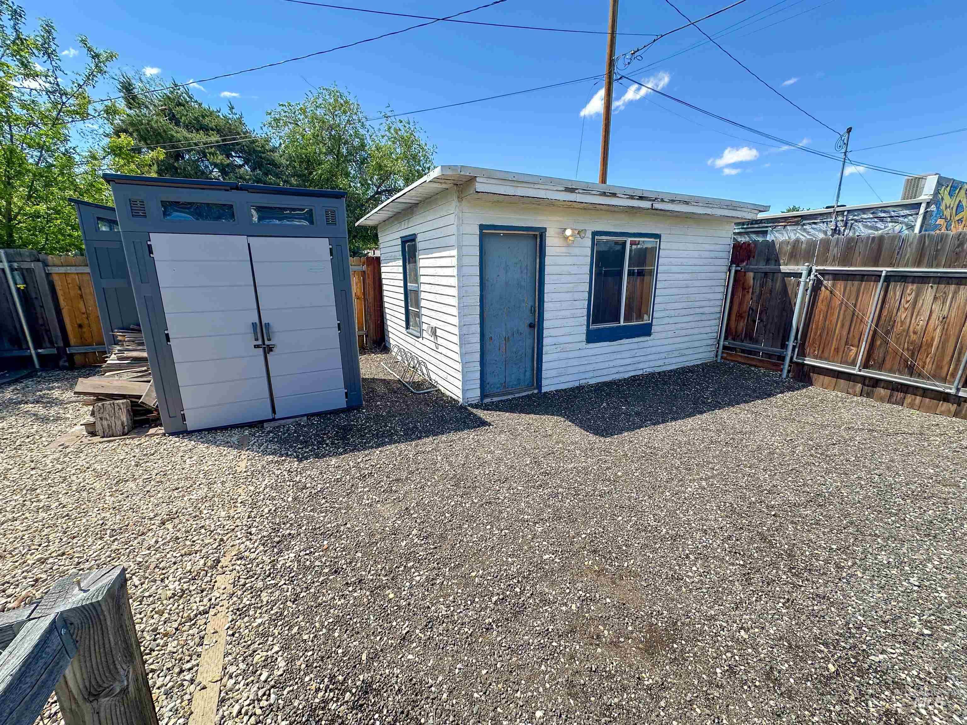 619 N Stanley St. Property Photo 29