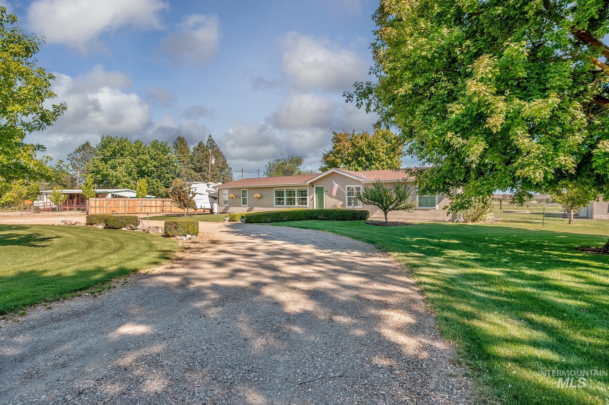 10716 N River Road Property Photo 44