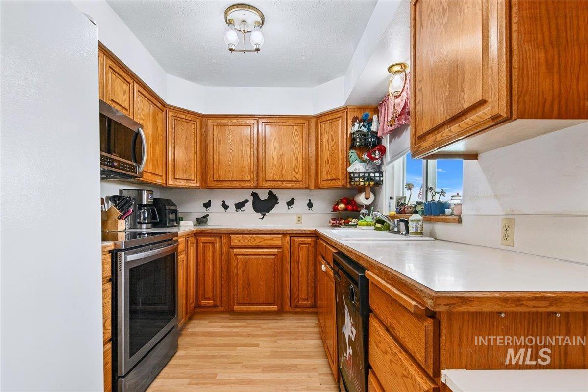 2209 Terrace Dr Property Photo 5