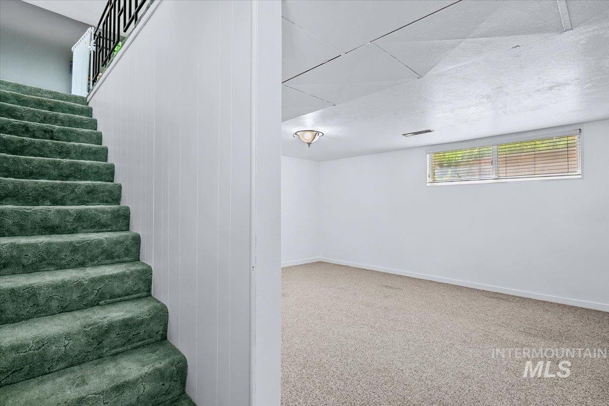 2209 Terrace Dr Property Photo 13