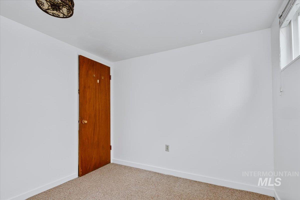 2209 Terrace Dr Property Photo 26