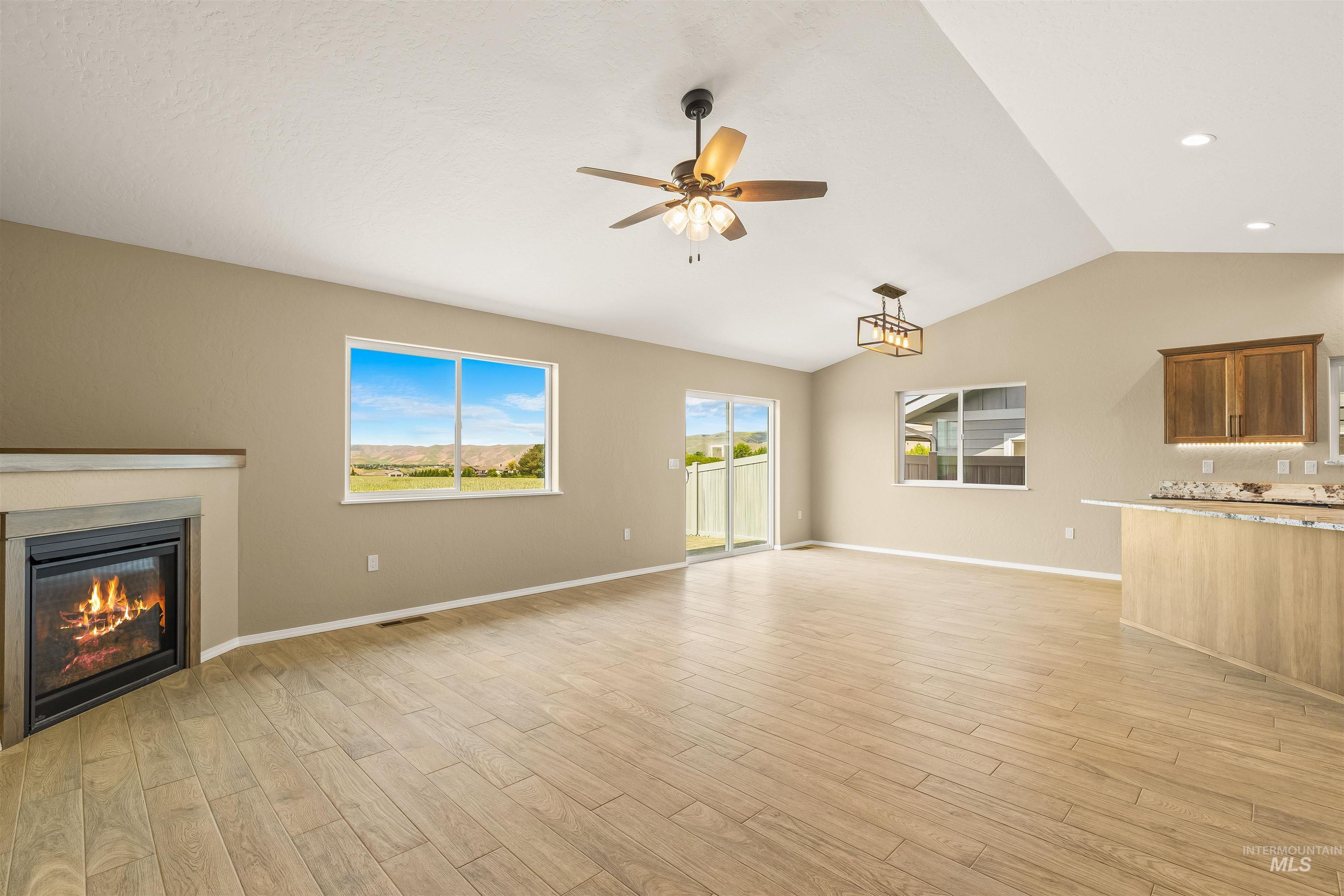 333 Park Dr Property Photo 19