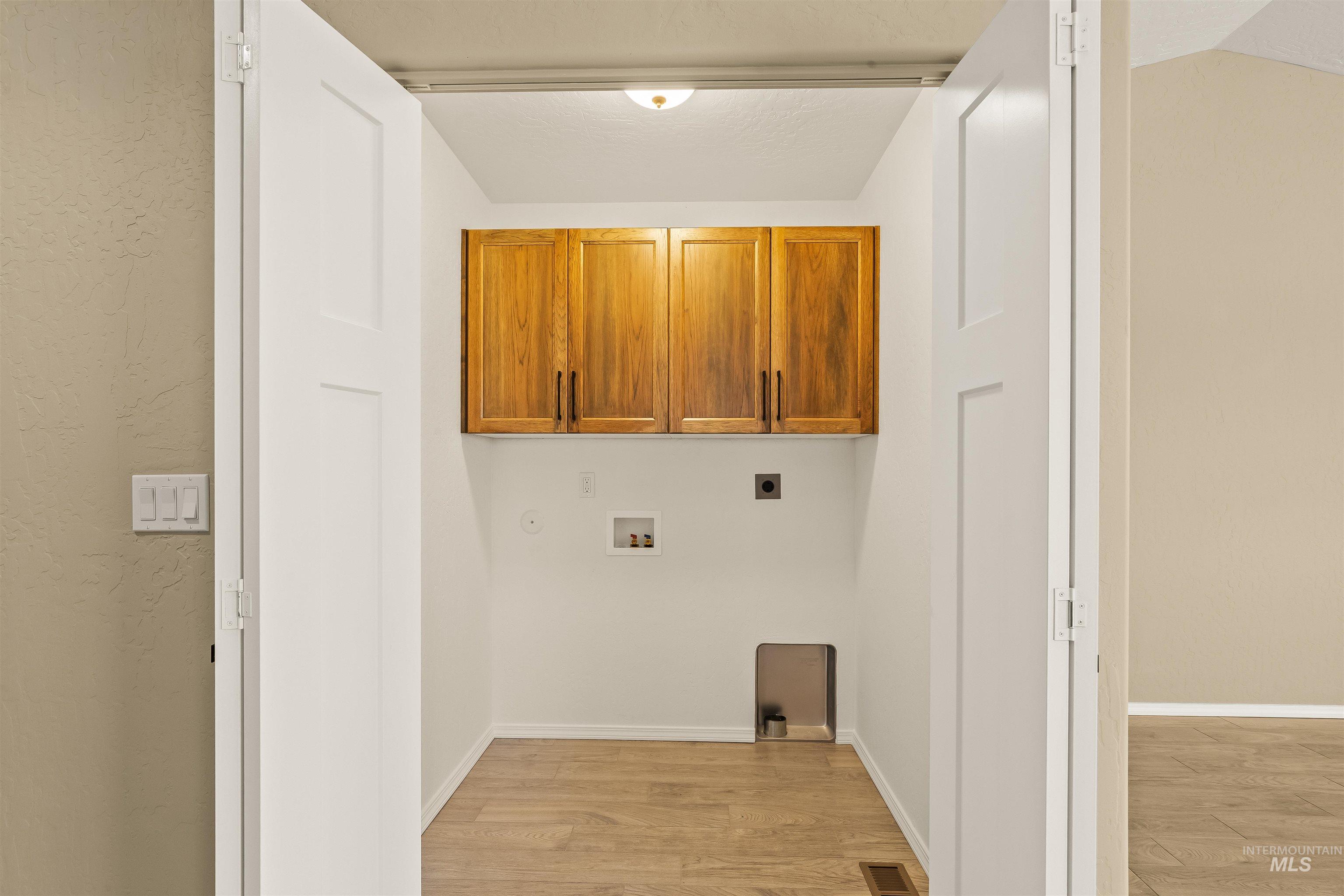 333 Park Dr Property Photo 40