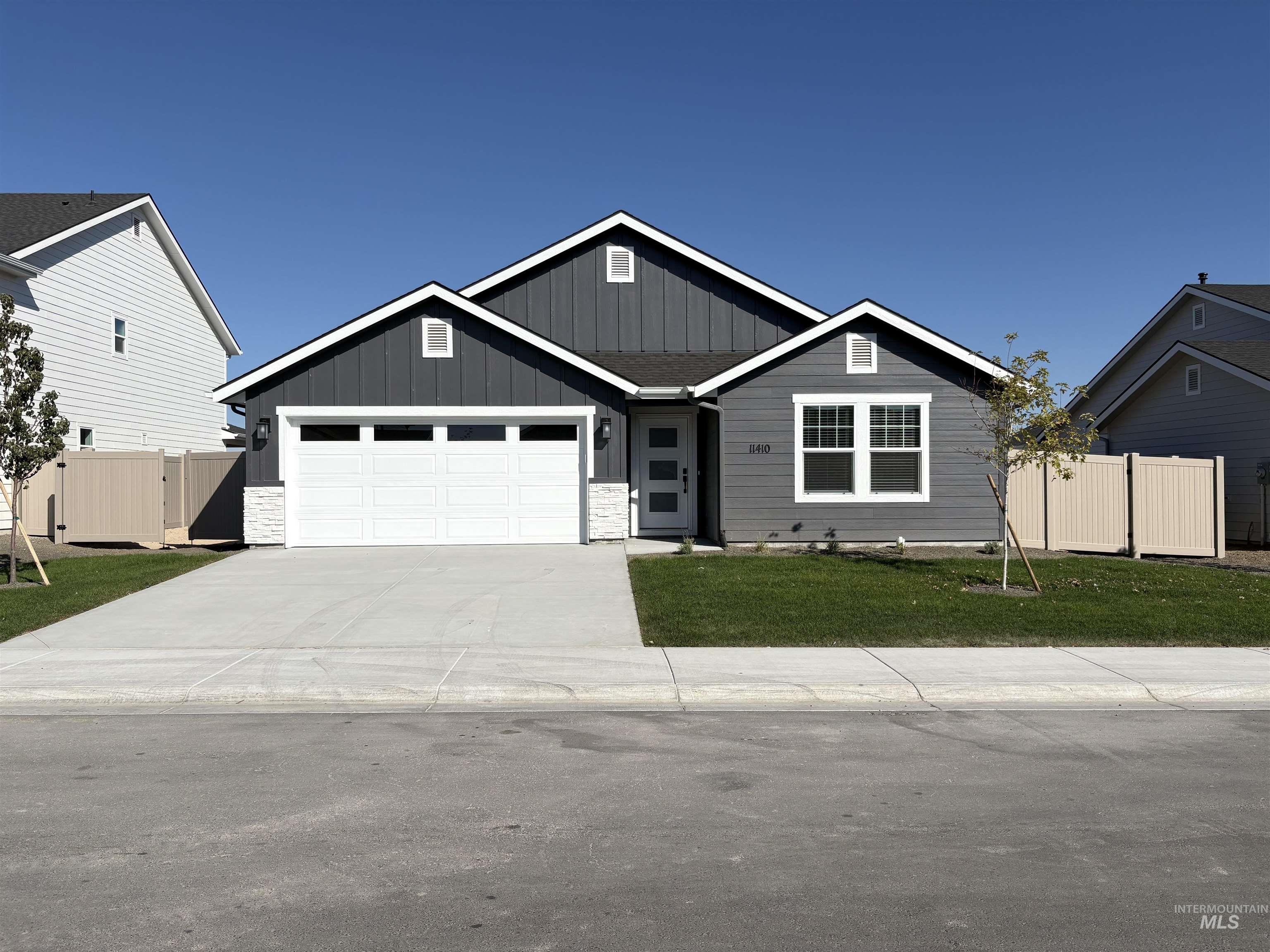 11410 W Tutor St Property Photo 1