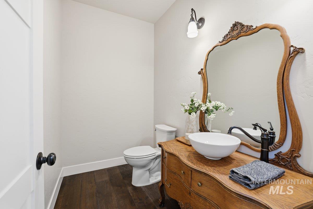 12401 Equestrian Way Property Photo 17