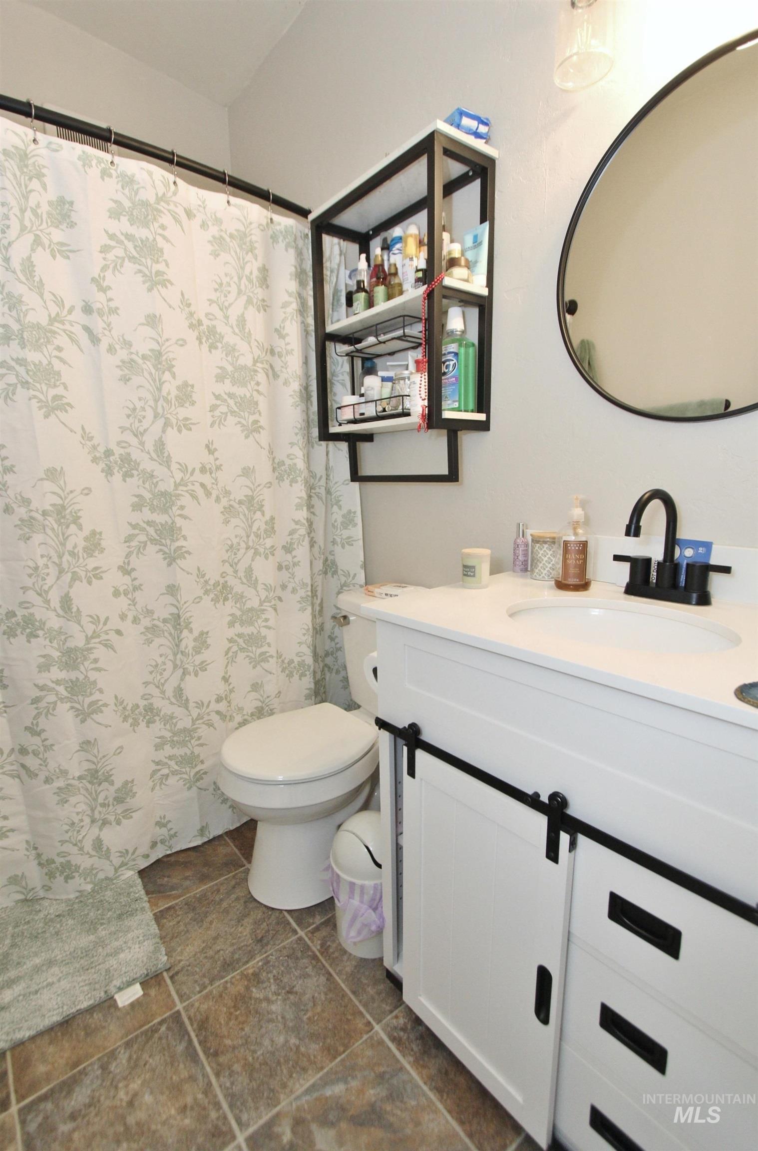 785 S 12th E Property Photo 10