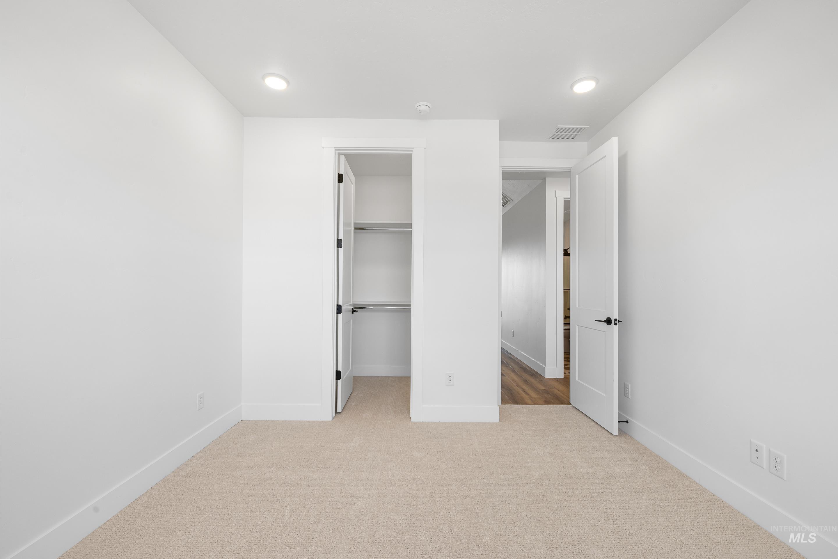 15359 Rhodes Ct Property Photo 19