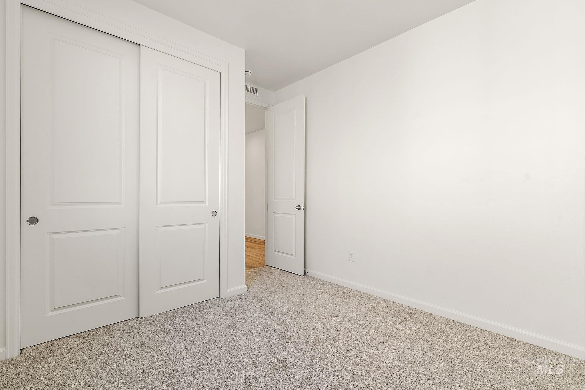 3723 S Anise Ave Property Photo 29