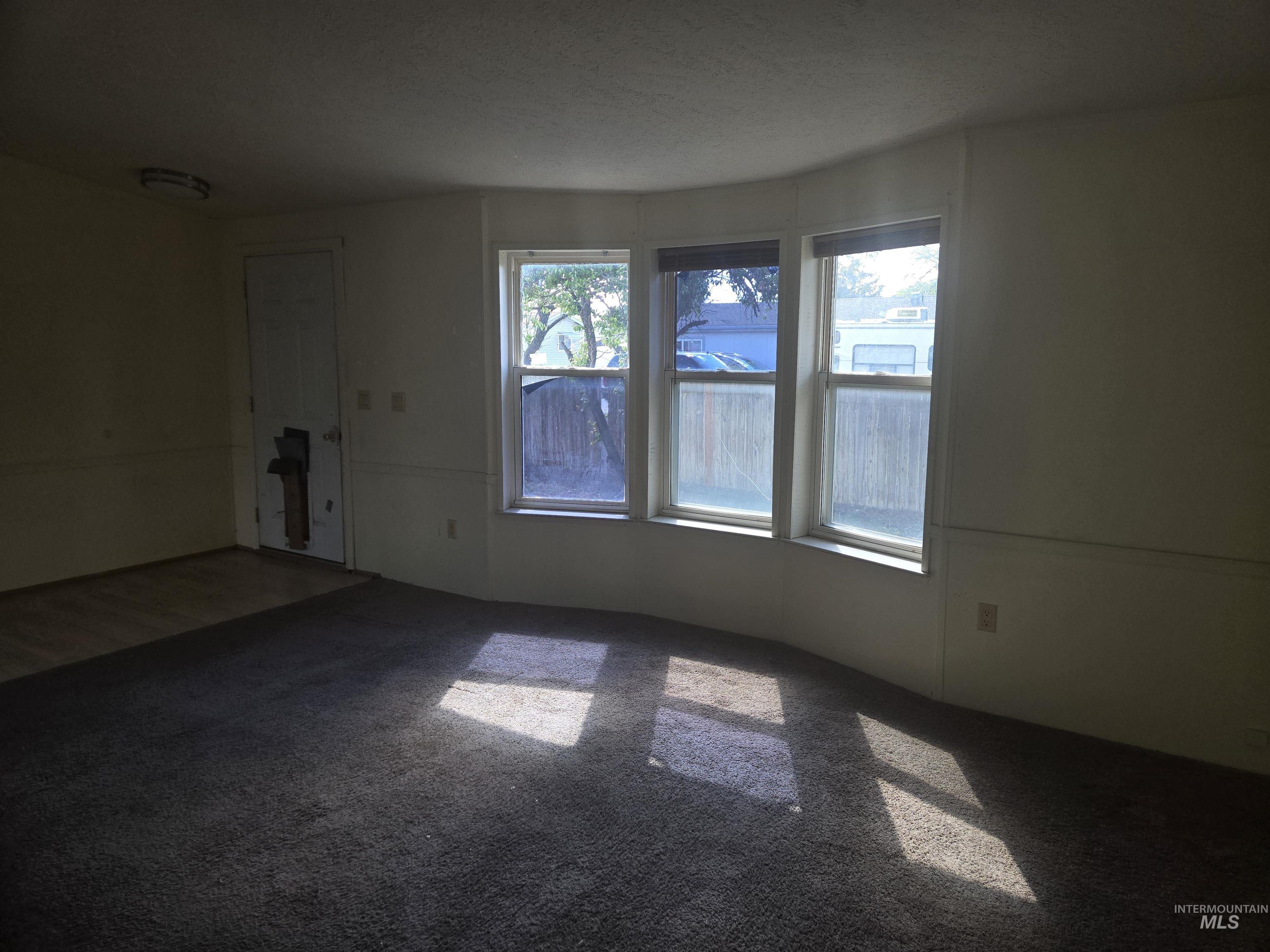 236 Villa Road Property Photo 7