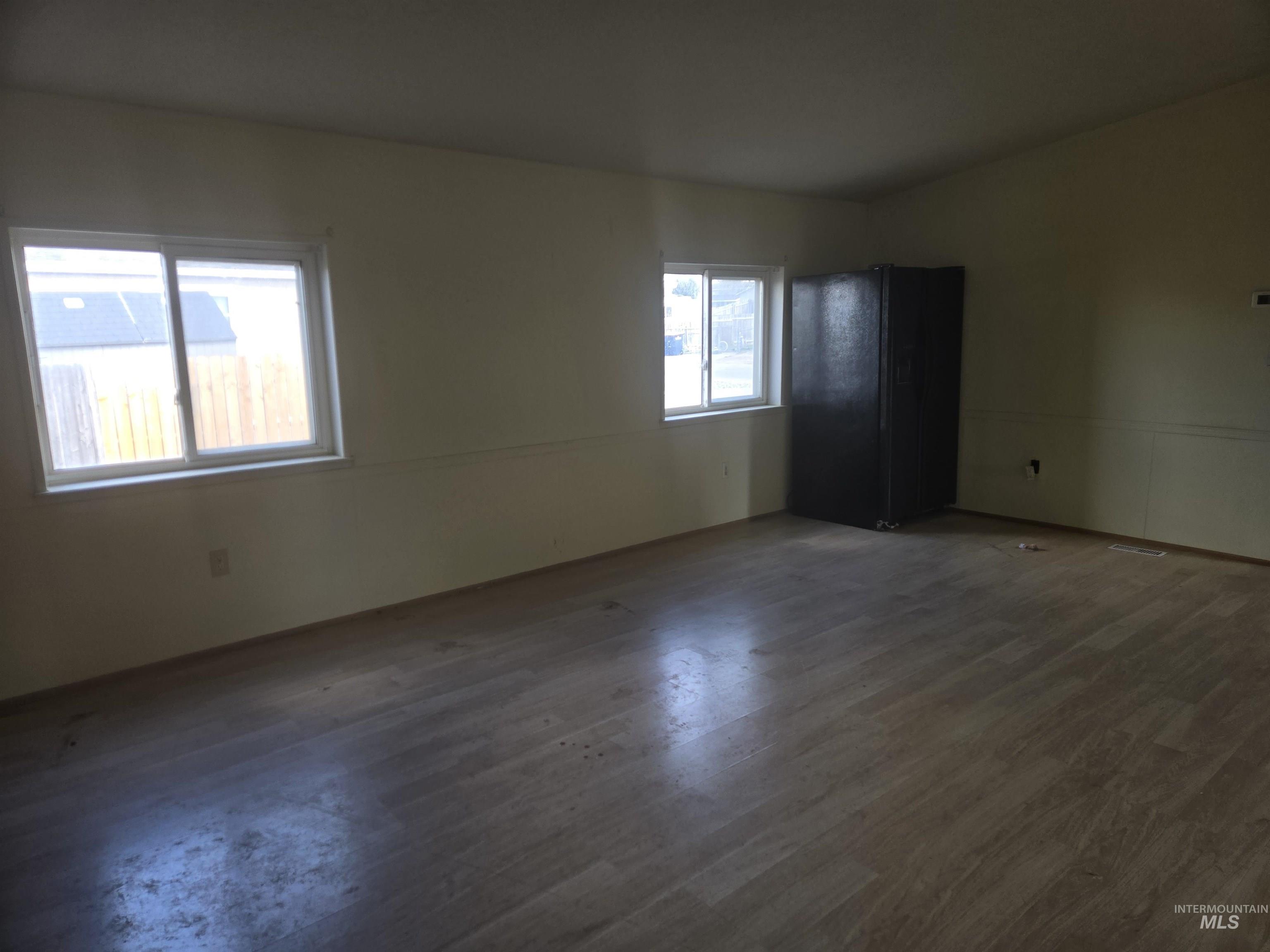 236 Villa Road Property Photo 8
