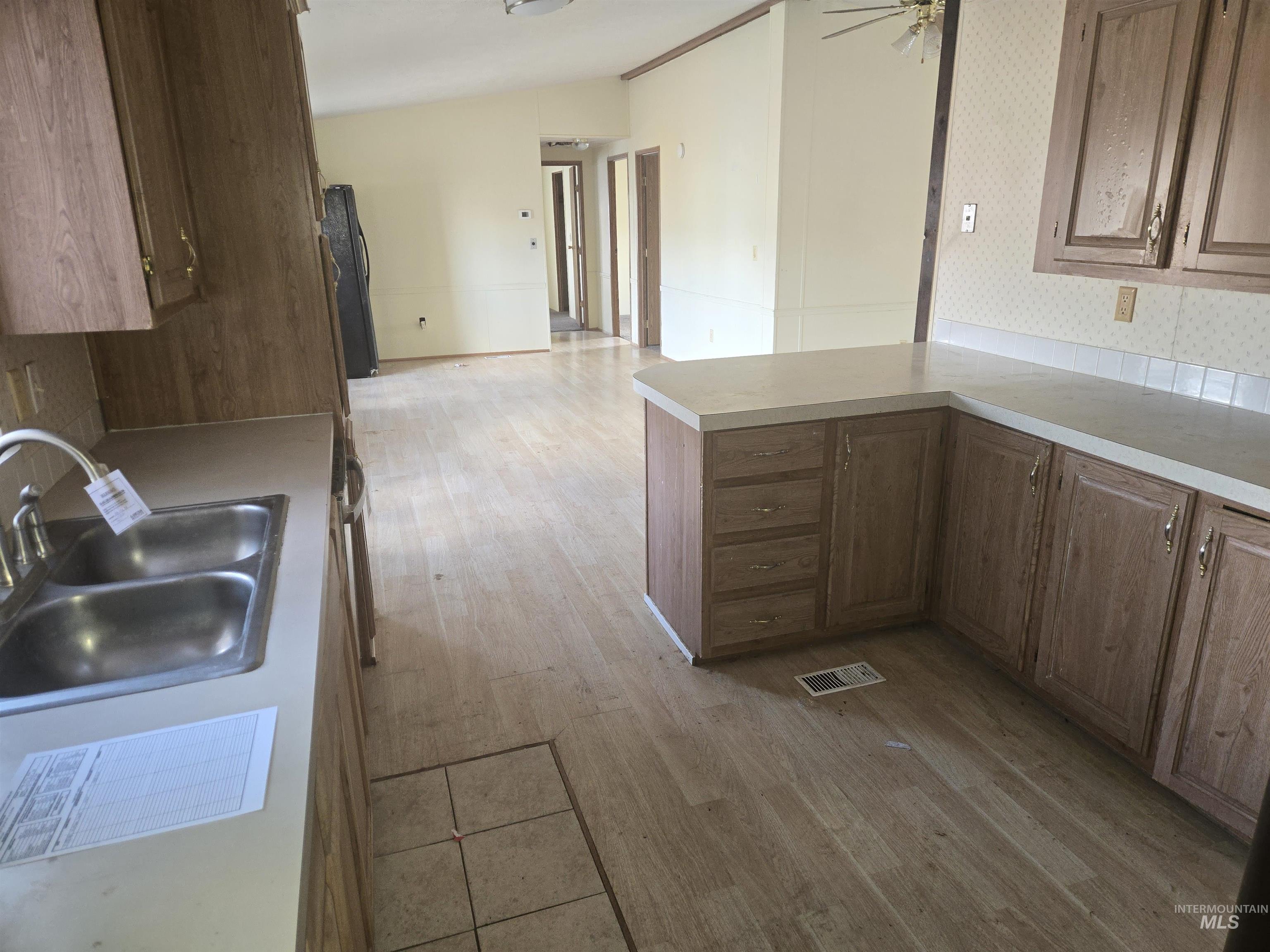 236 Villa Road Property Photo 11