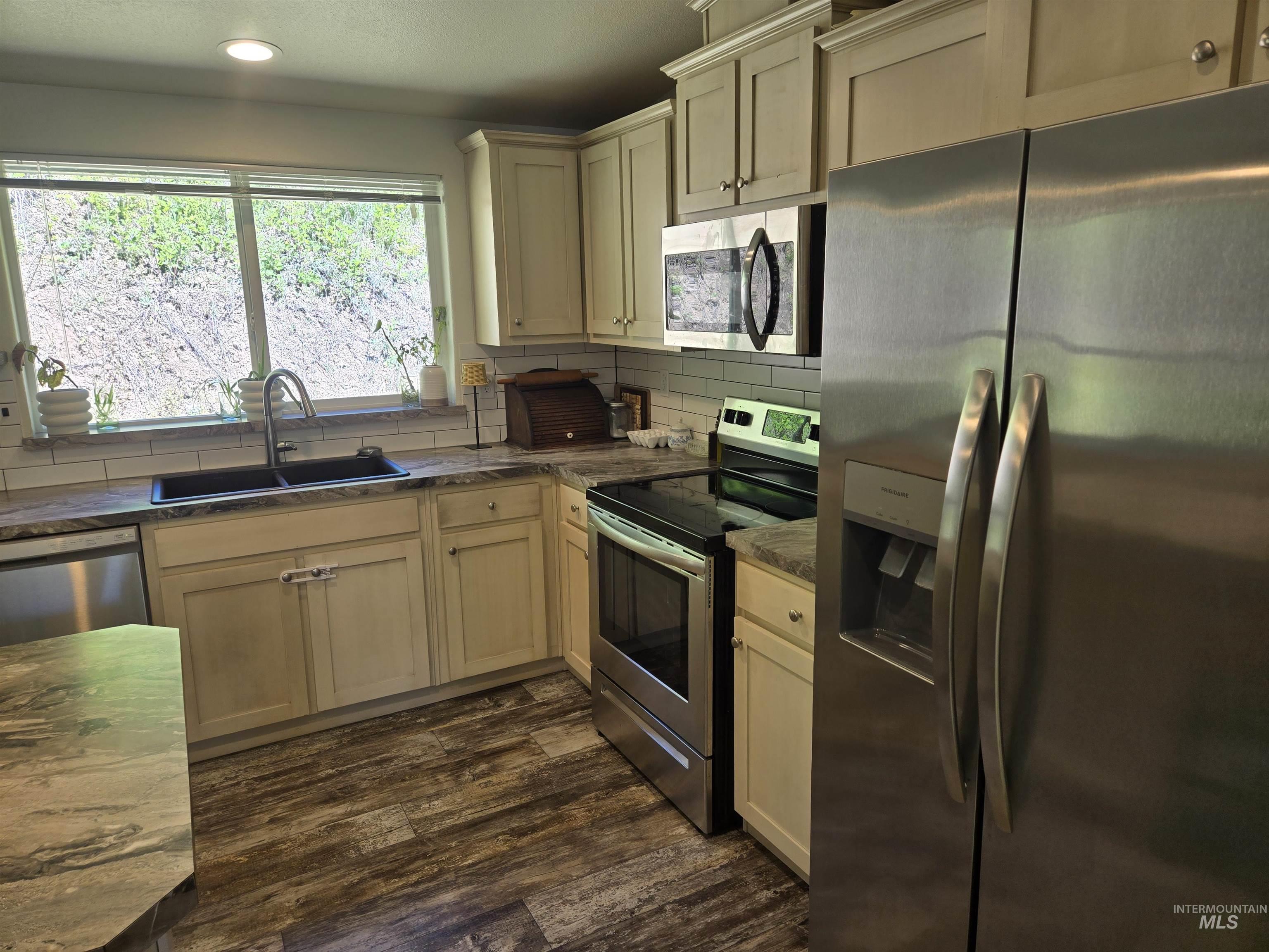 174 Konkolville Road Property Photo 13