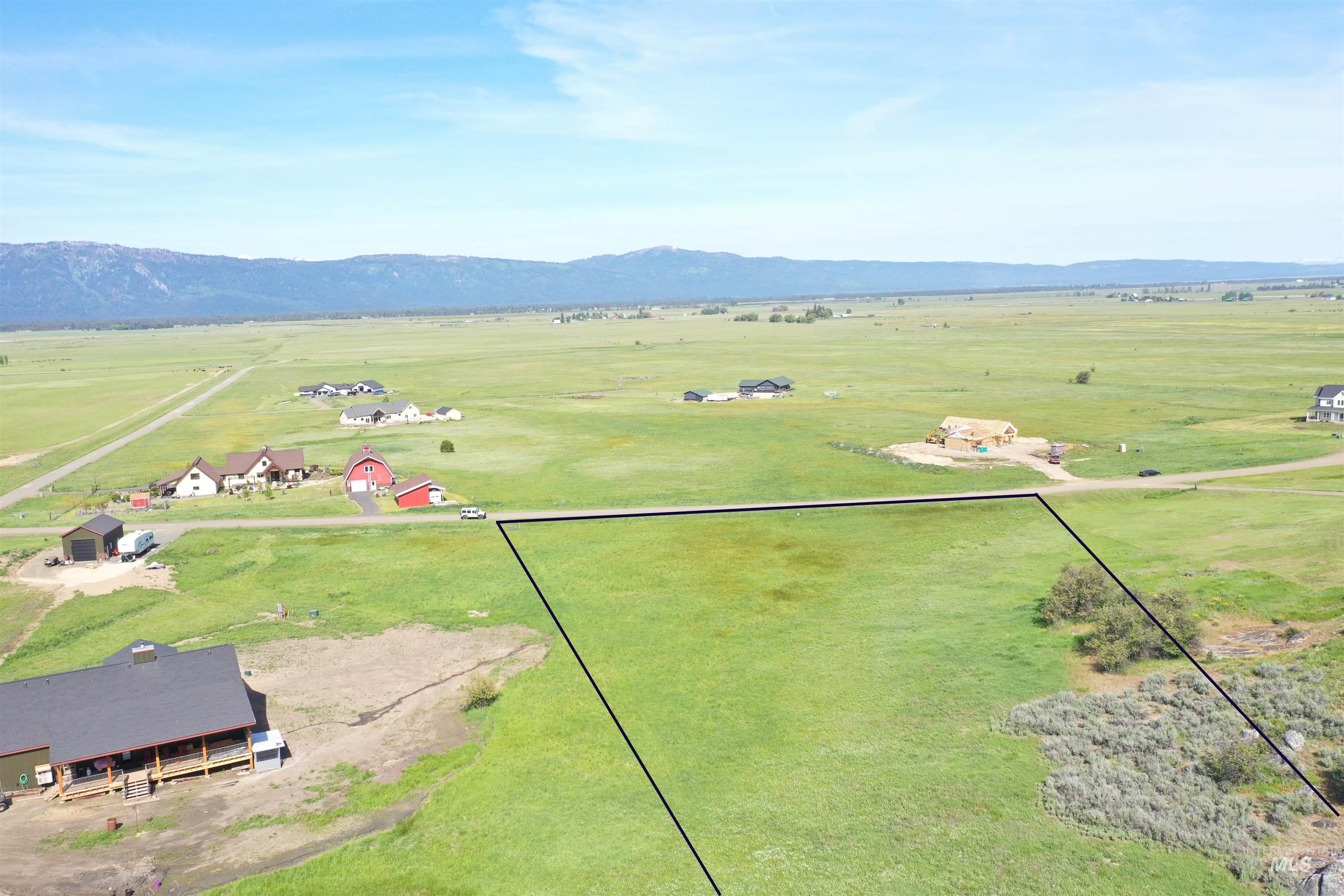 46 Chisum Property Photo 2