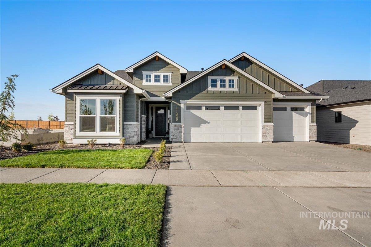 11009 W Lahinch Ln. Property Photo 1