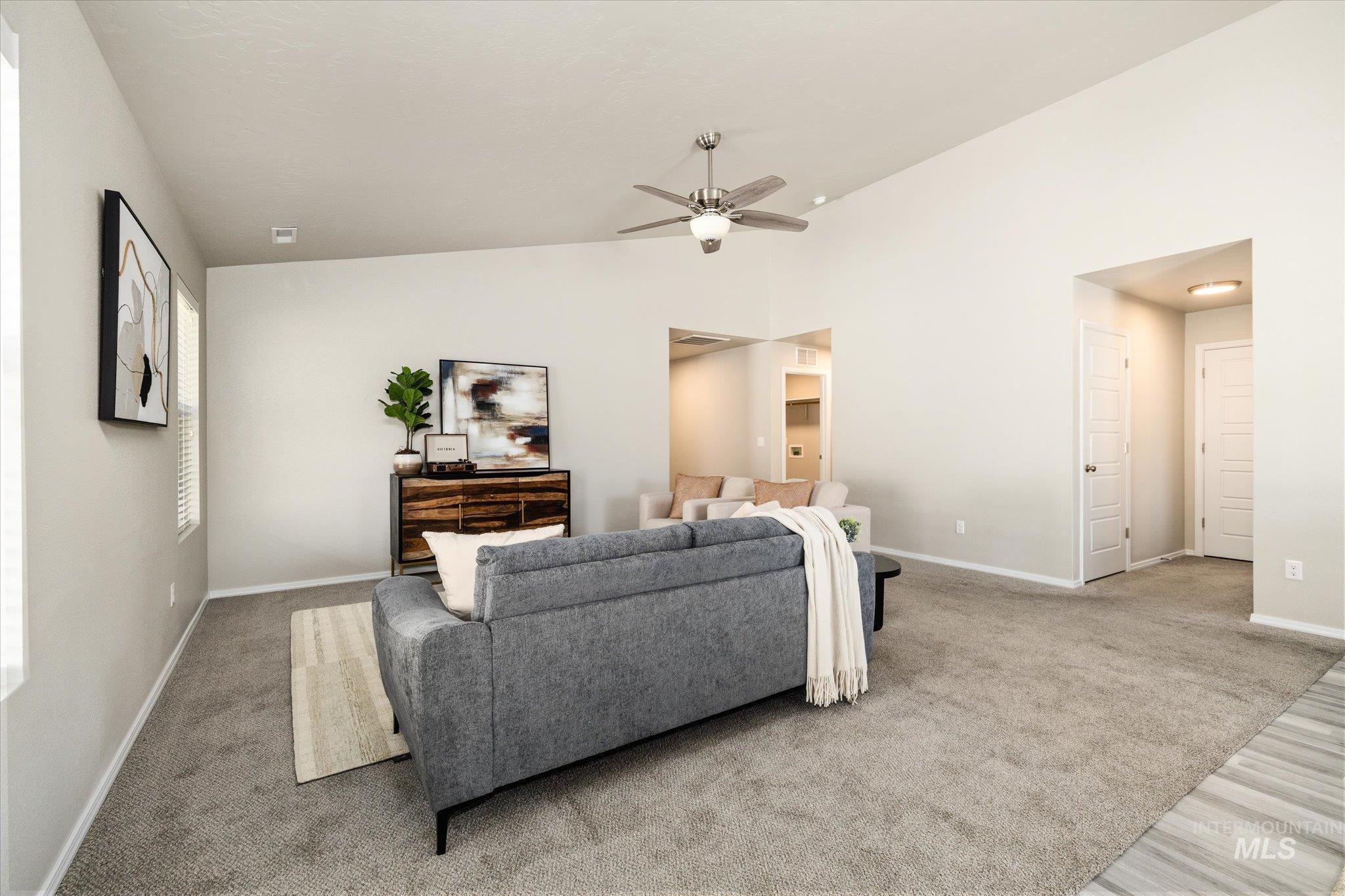11887 W Box Canyon St Property Photo 8