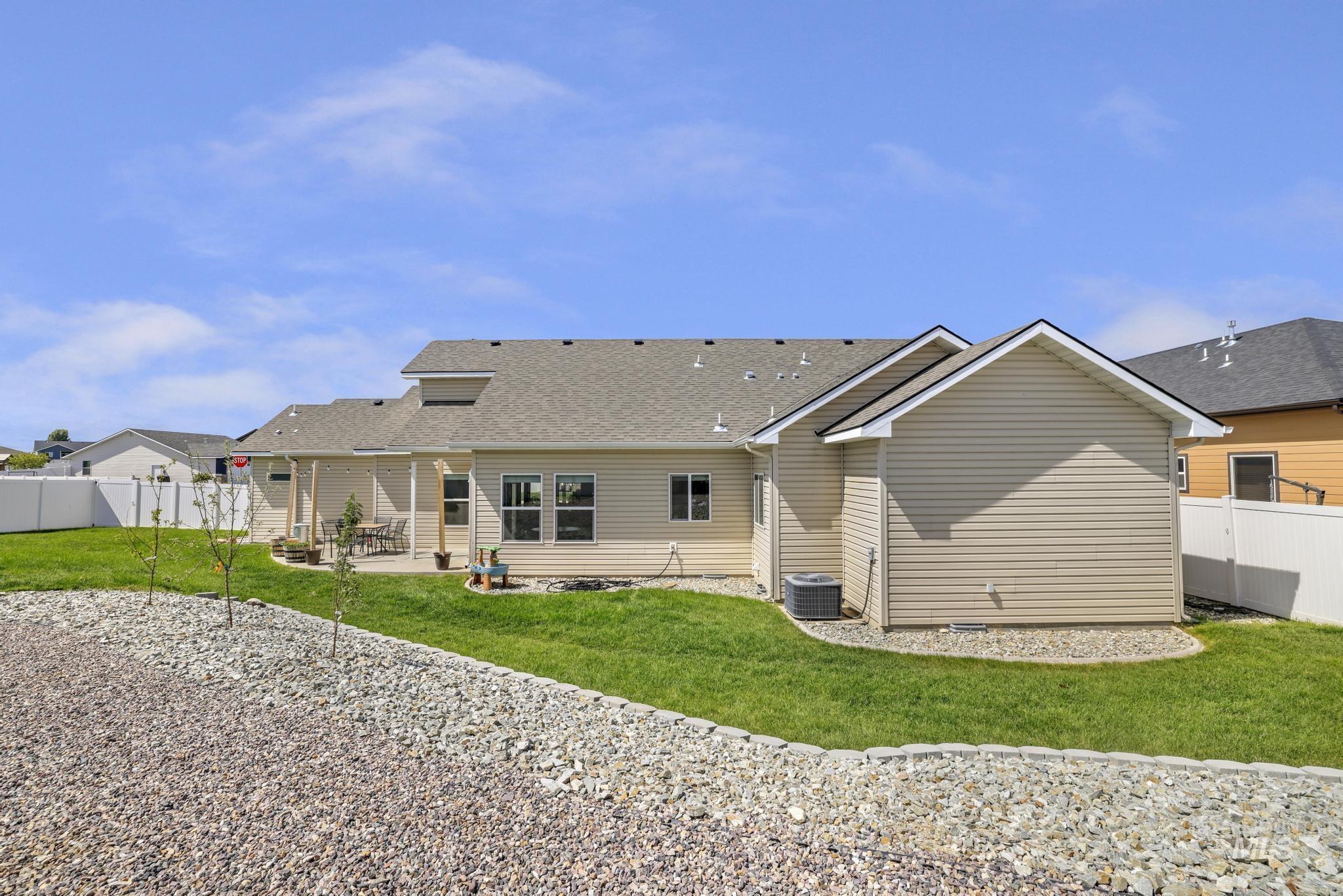 1040 Blueridge Dr Property Photo 38