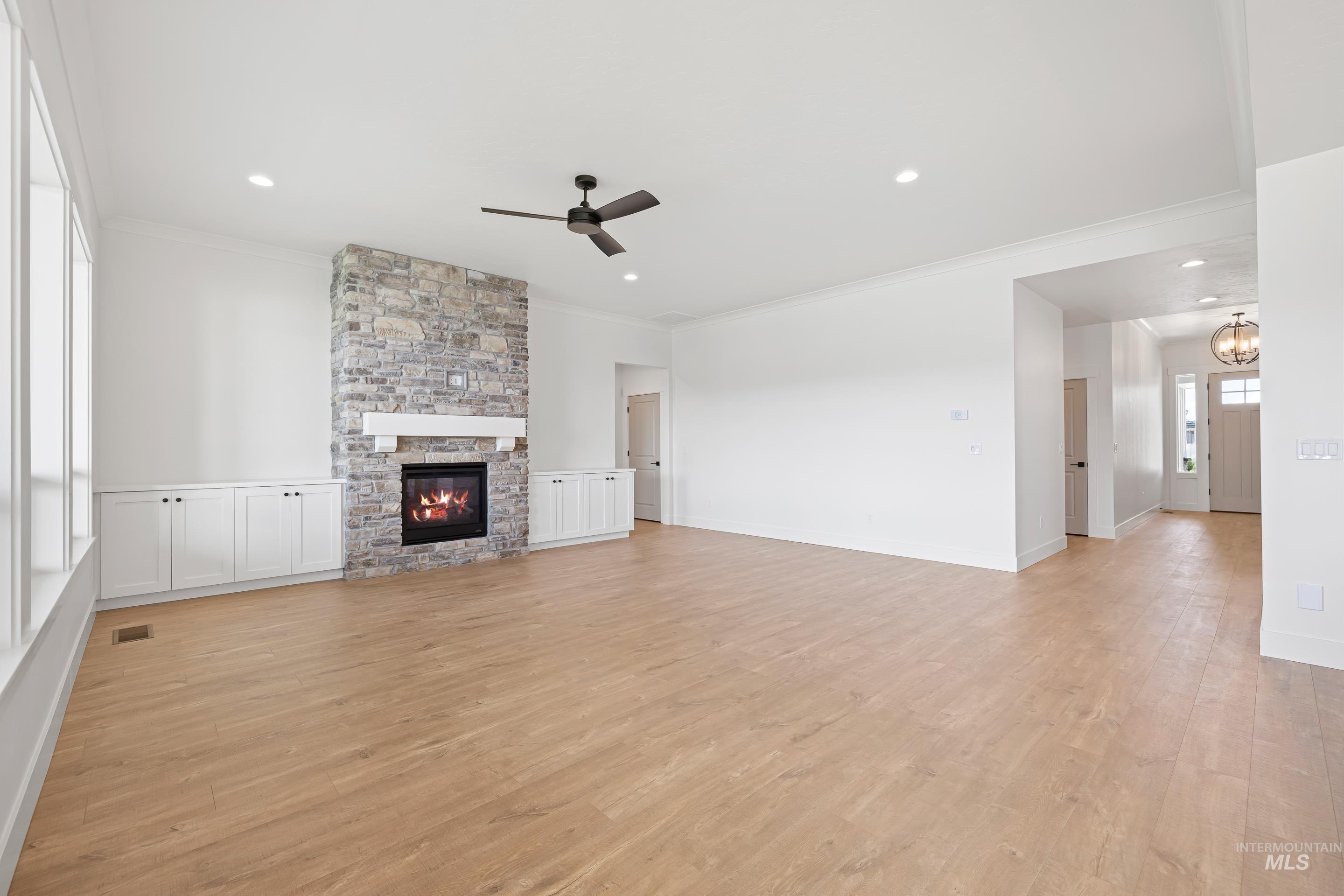 1317 E Andes Dr Property Photo 12