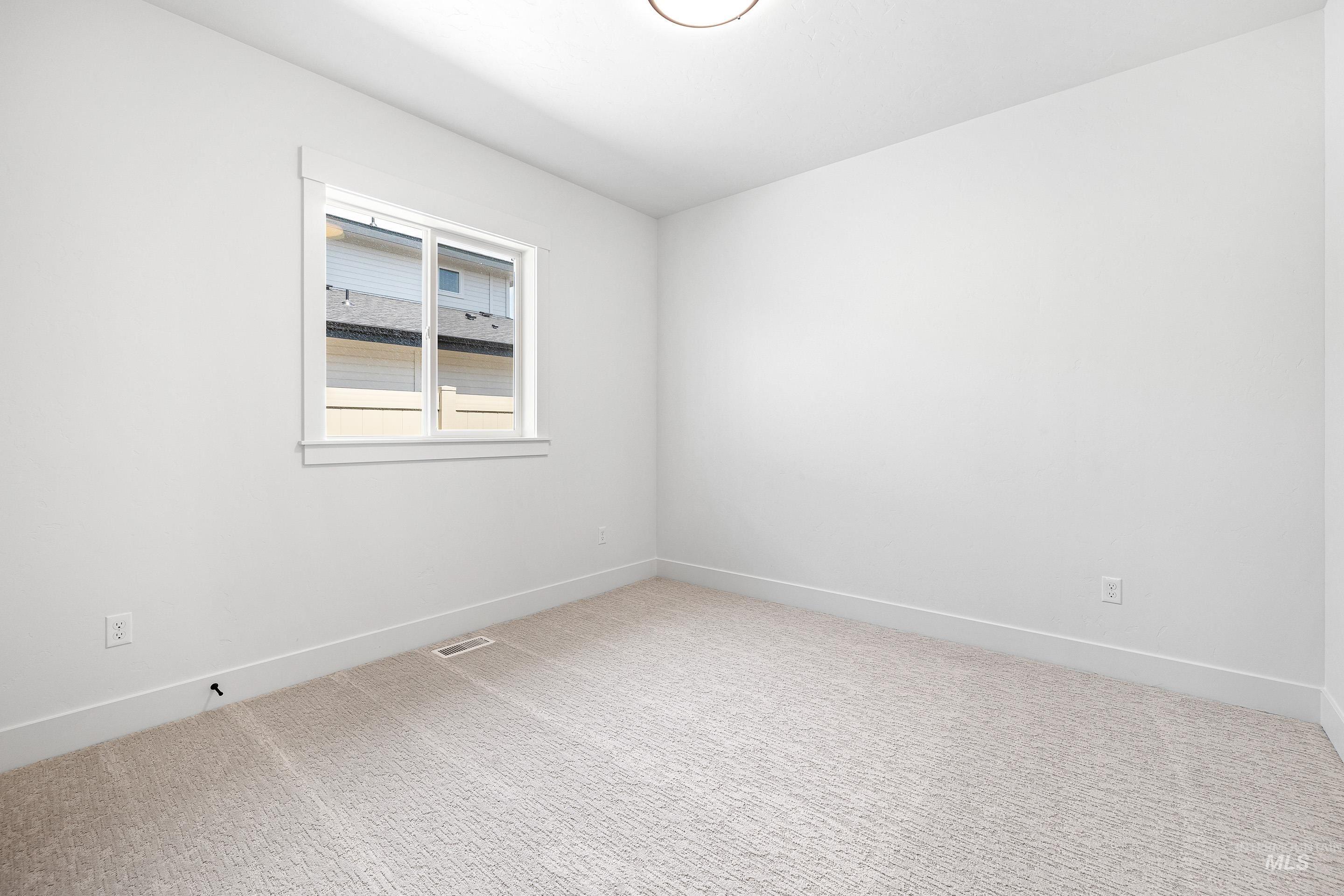 1317 E Andes Dr Property Photo 41