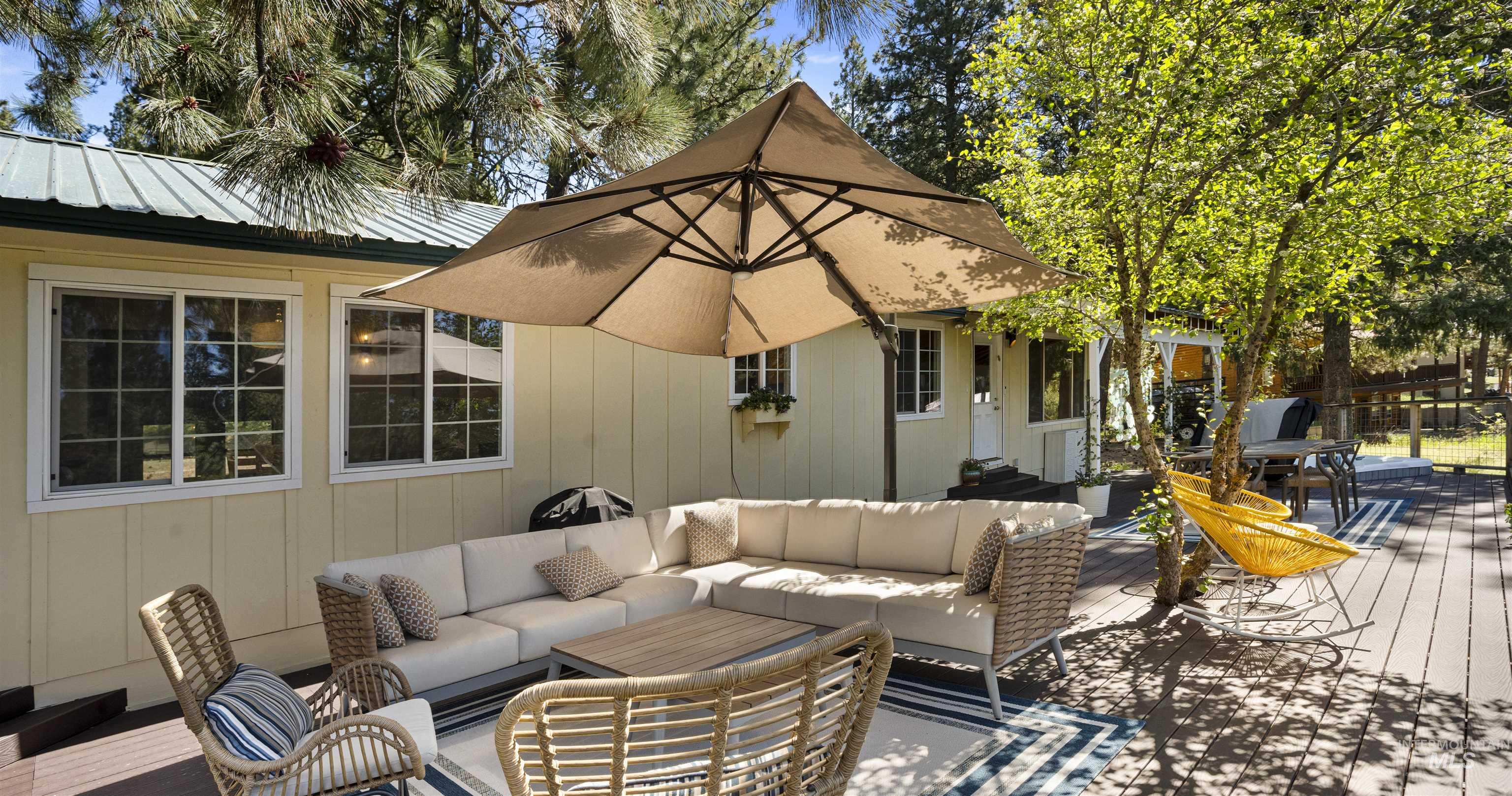 3 Laguna Place Property Photo 1