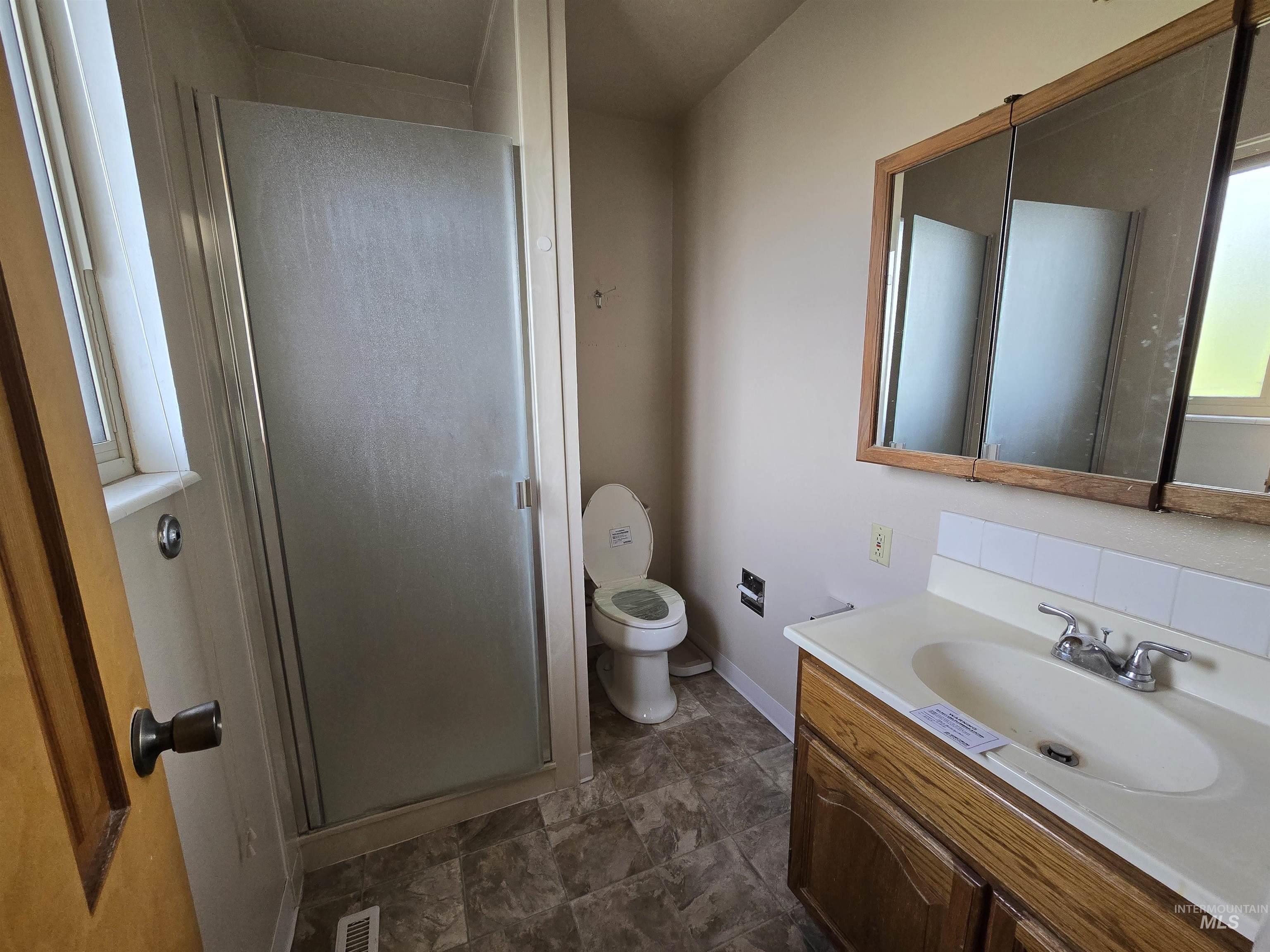 2863 Berkeley Dr. Property Photo 14