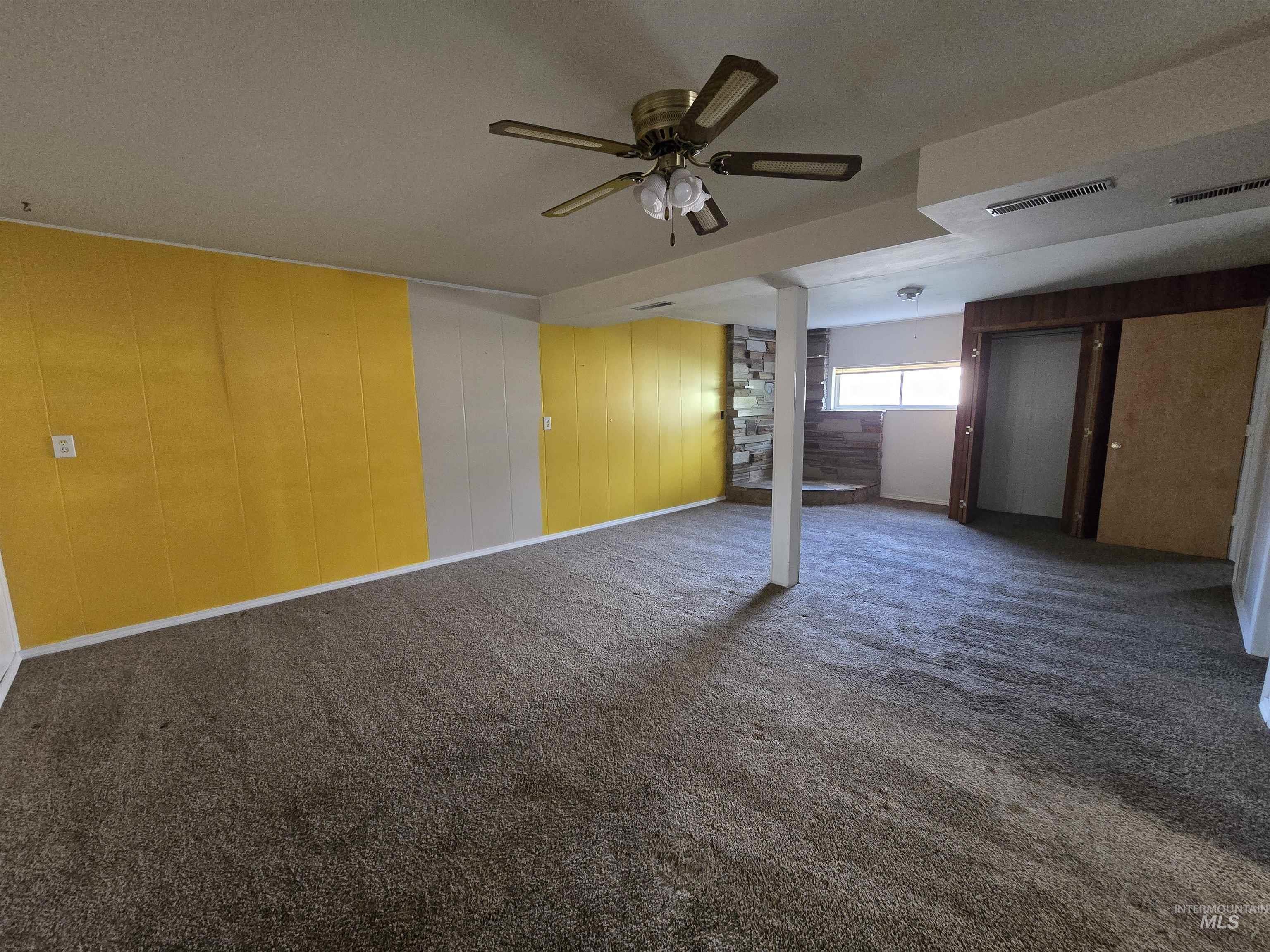 2863 Berkeley Dr. Property Photo 17