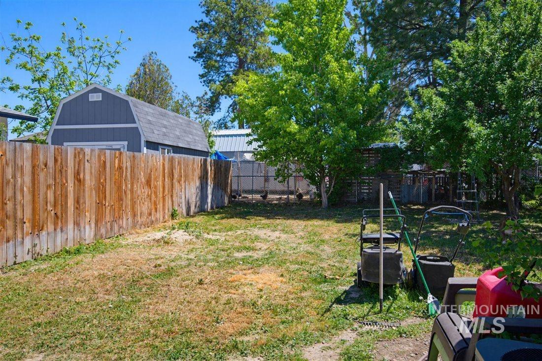 939 W Owyhee St Property Photo 19