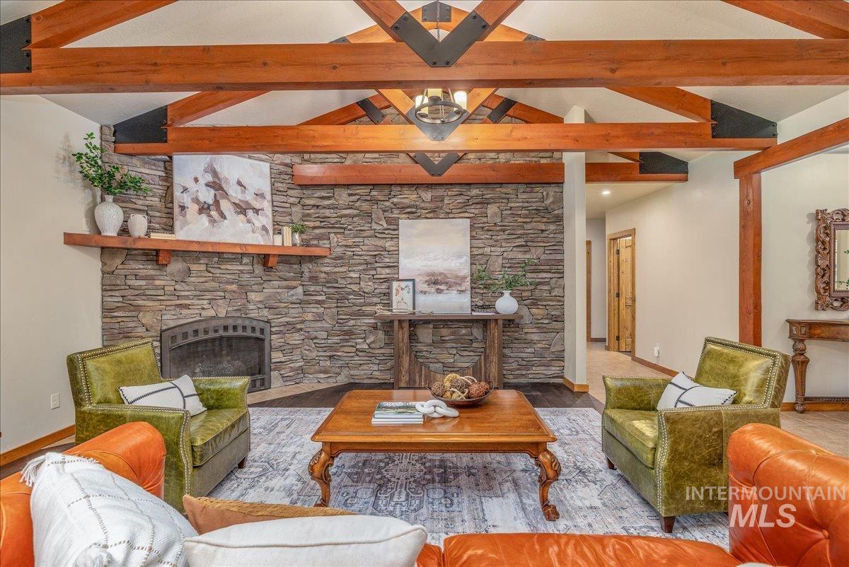 5 Middlefork Circle Property Photo 1