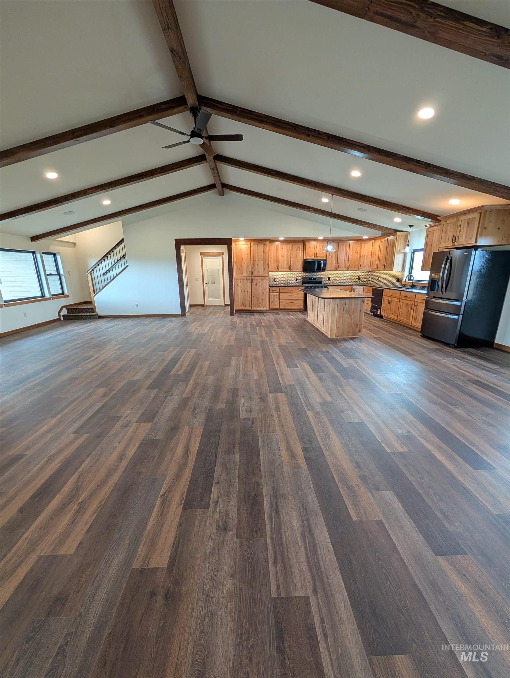 215 Angus Ranch Rd Property Photo 16