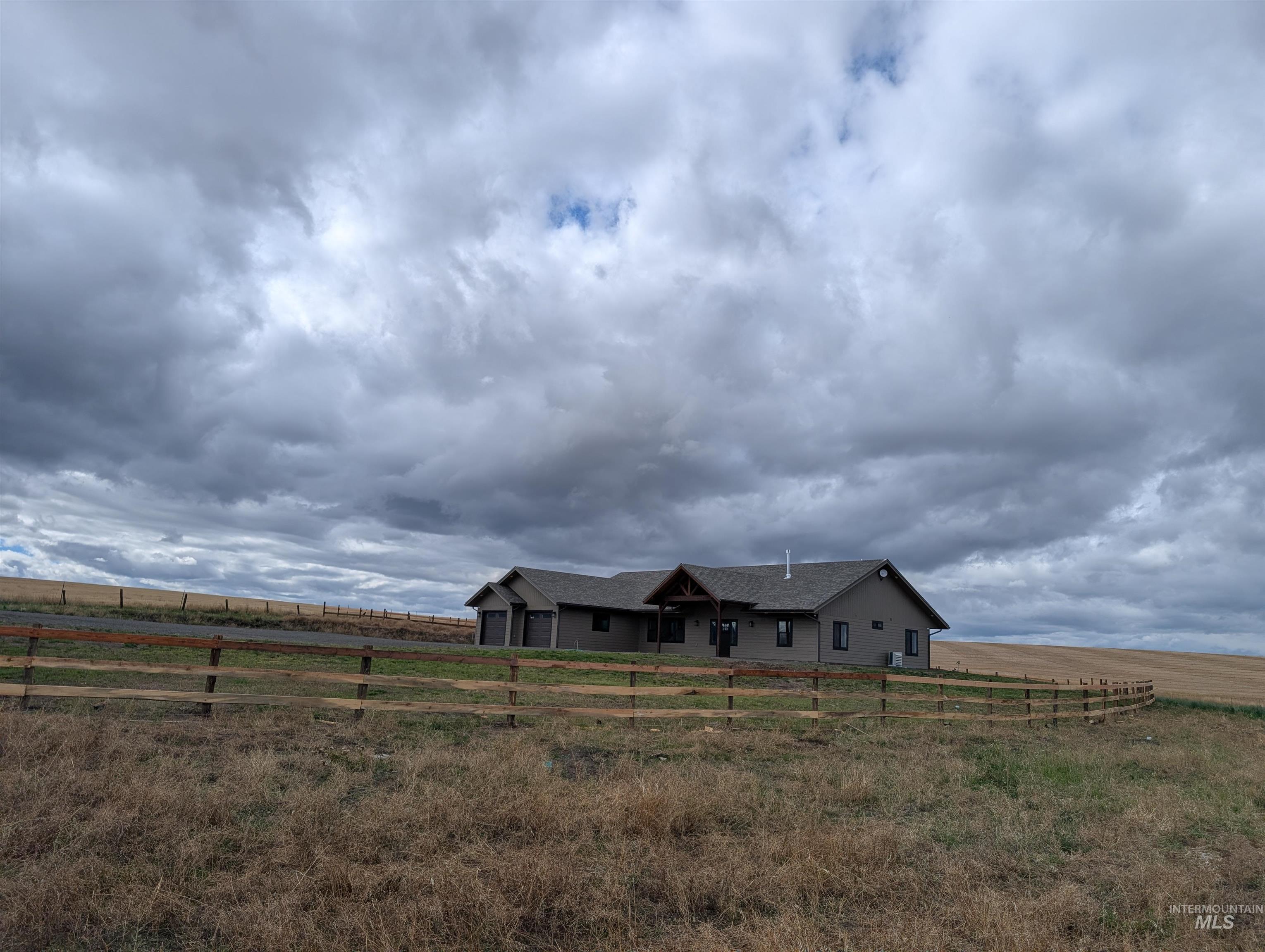 215 Angus Ranch Rd Property Photo 44