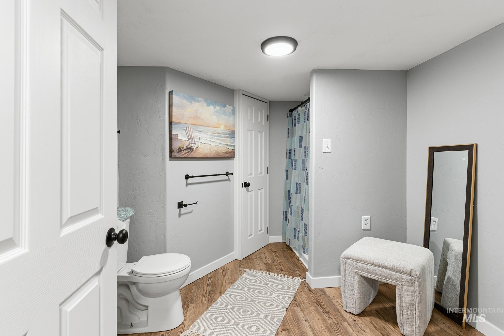 619 Thain Road Property Photo 11
