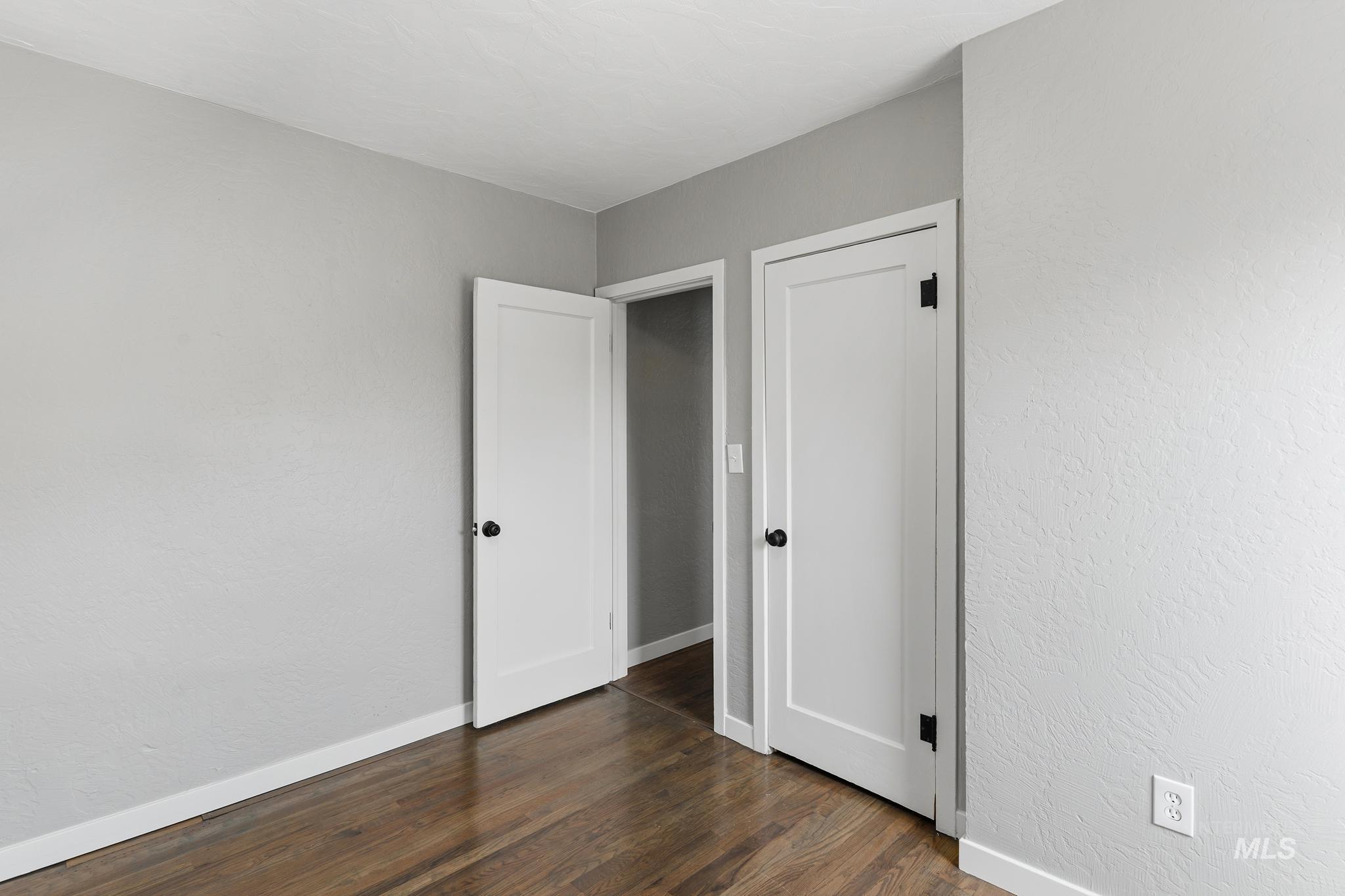 619 Thain Road Property Photo 24