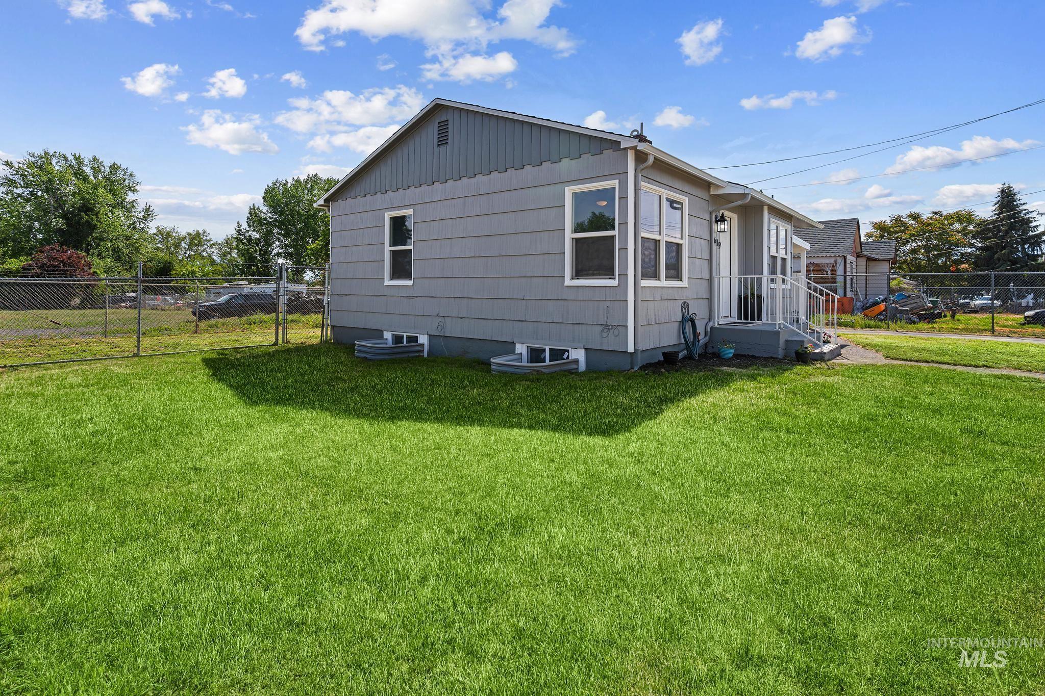 619 Thain Road Property Photo 38