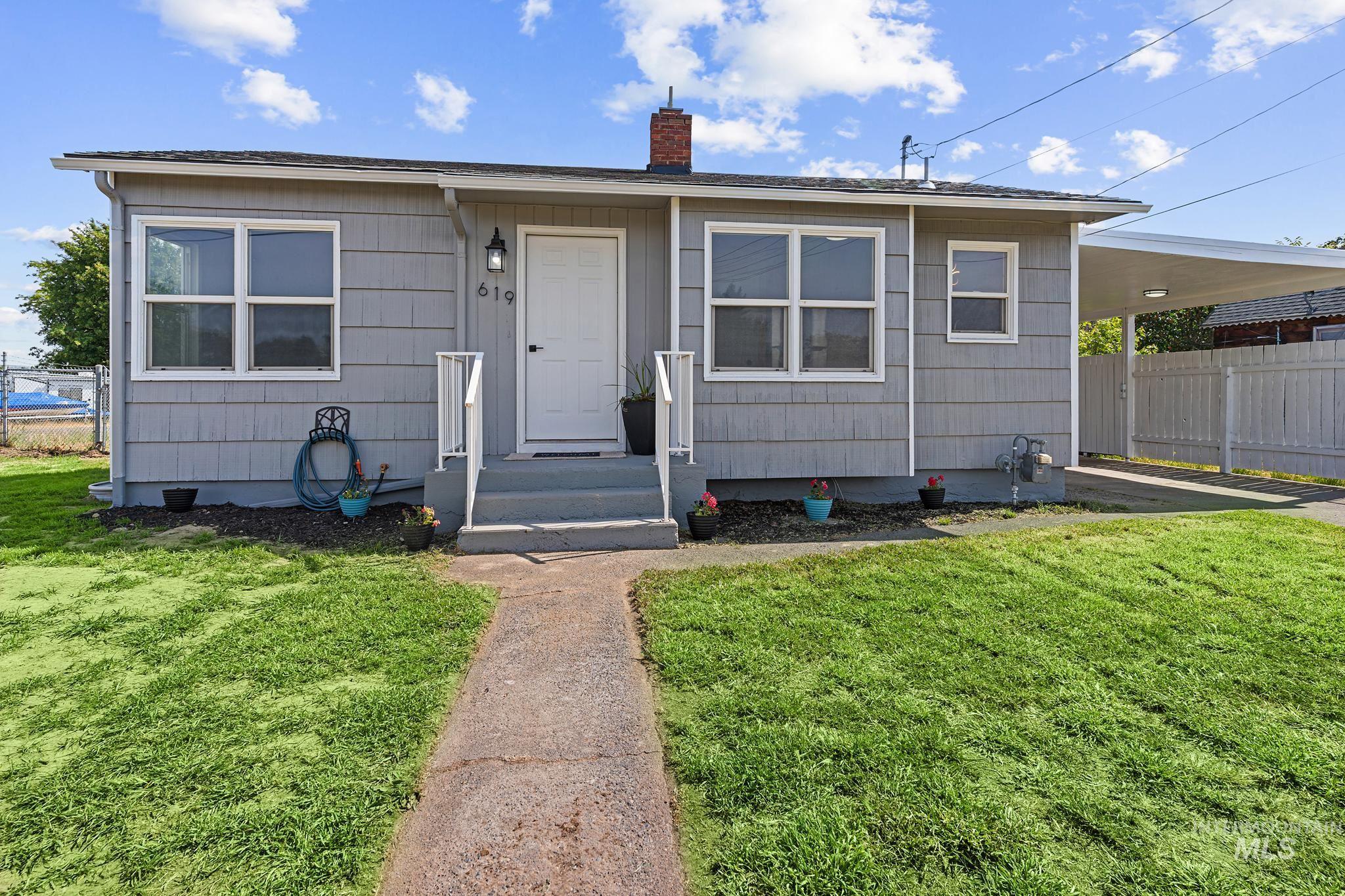 619 Thain Road Property Photo 44