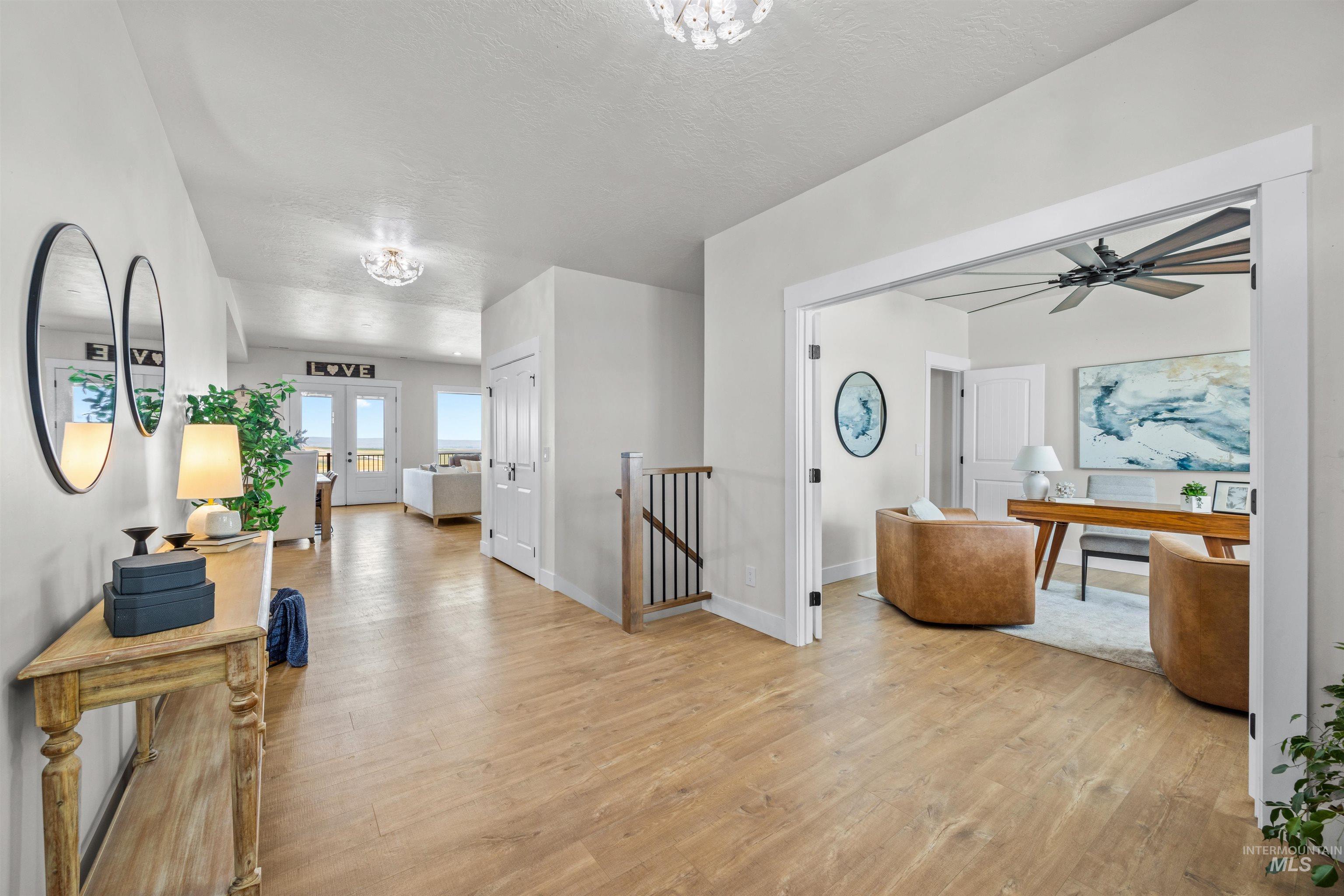 9853 Salmon Ridge Pl Property Photo 3