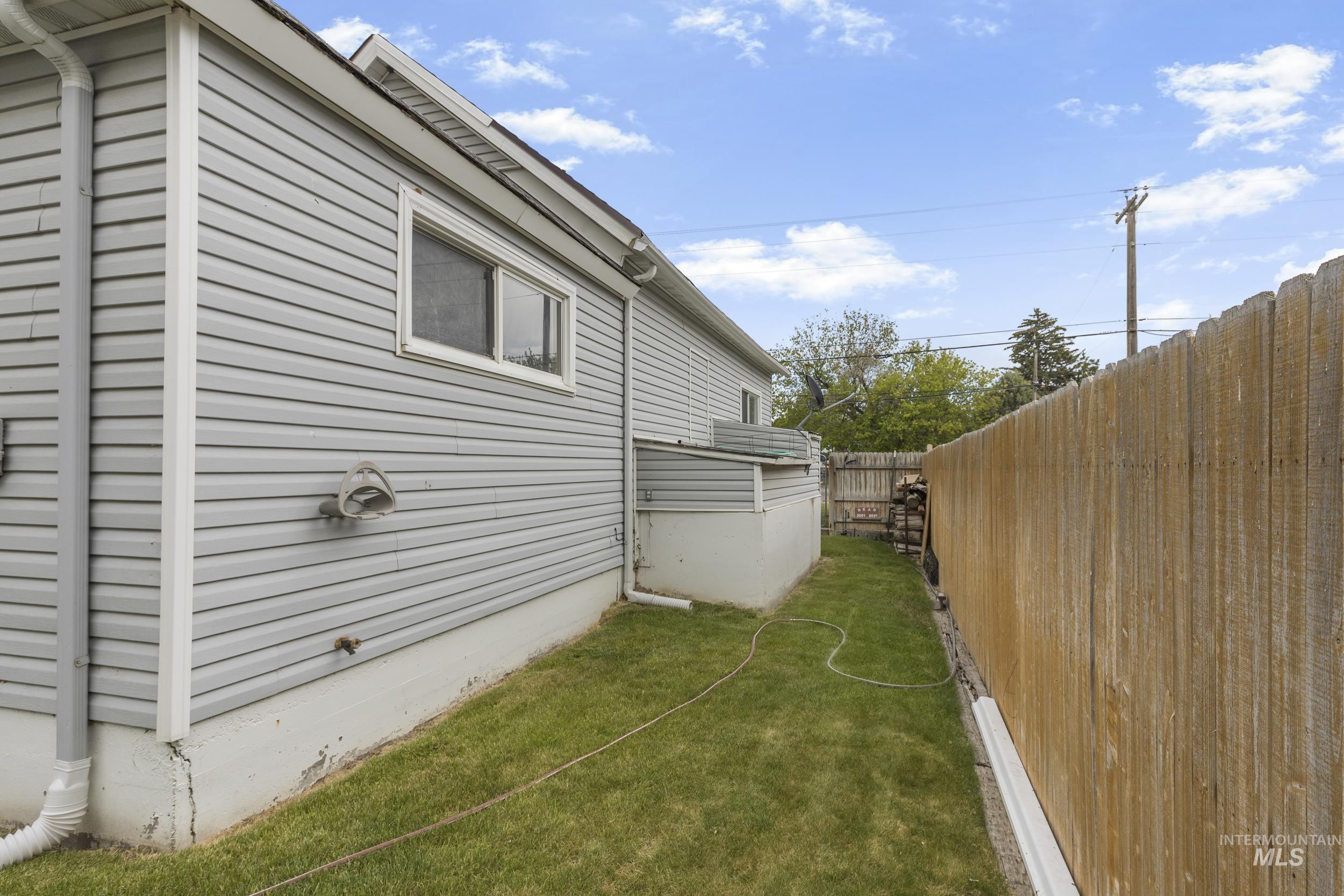 742 Fort Hall Ave Property Photo 28