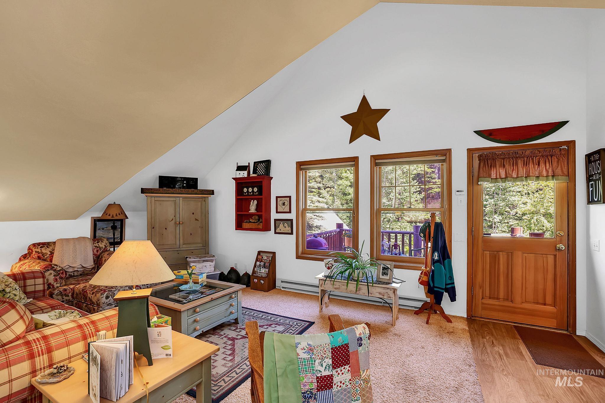 1345 Divot Ln Property Photo 13