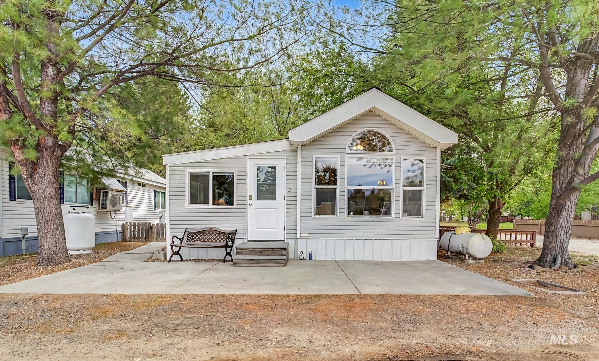 514 Sawyer St Property Photo 1