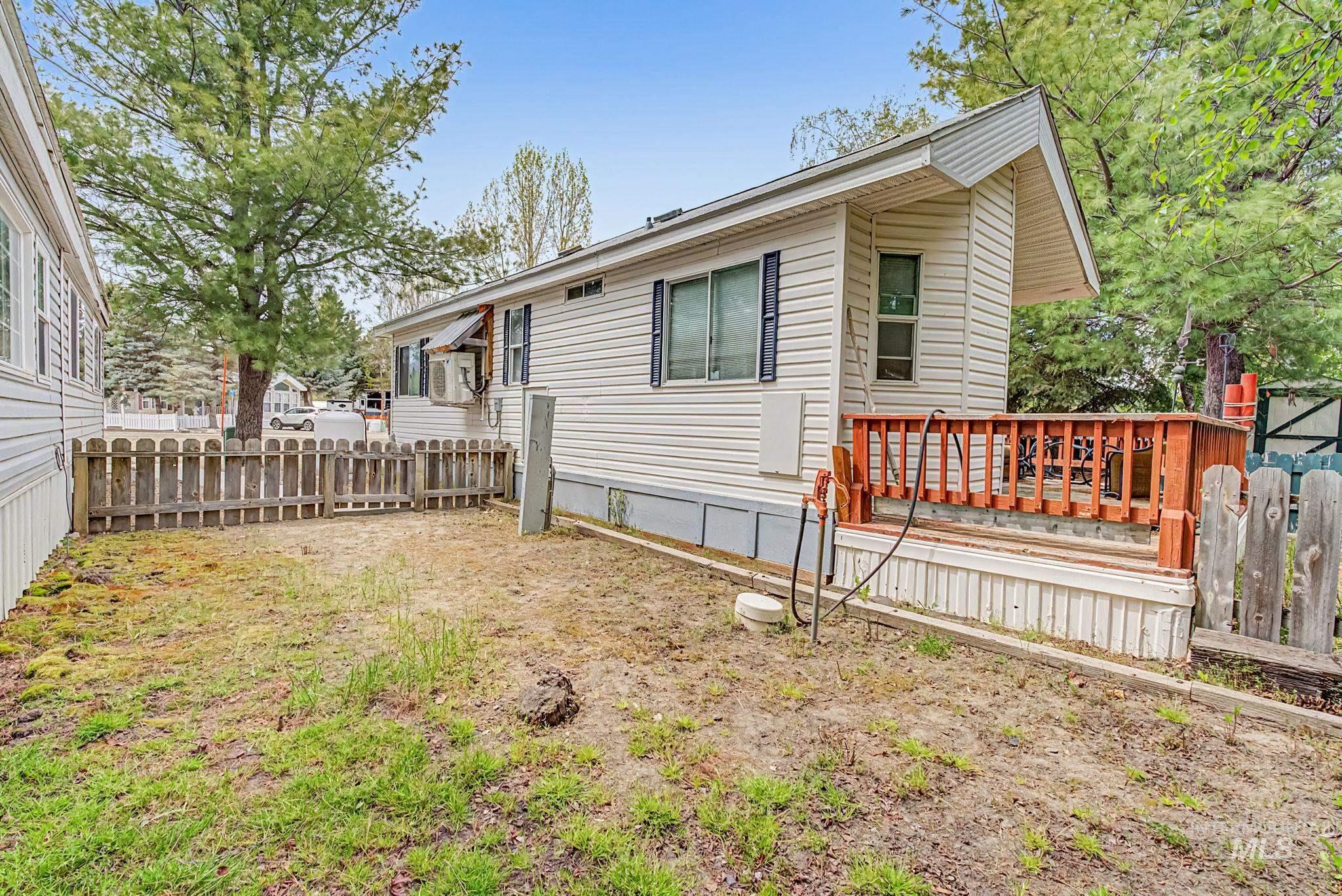 514 Sawyer St Property Photo 21