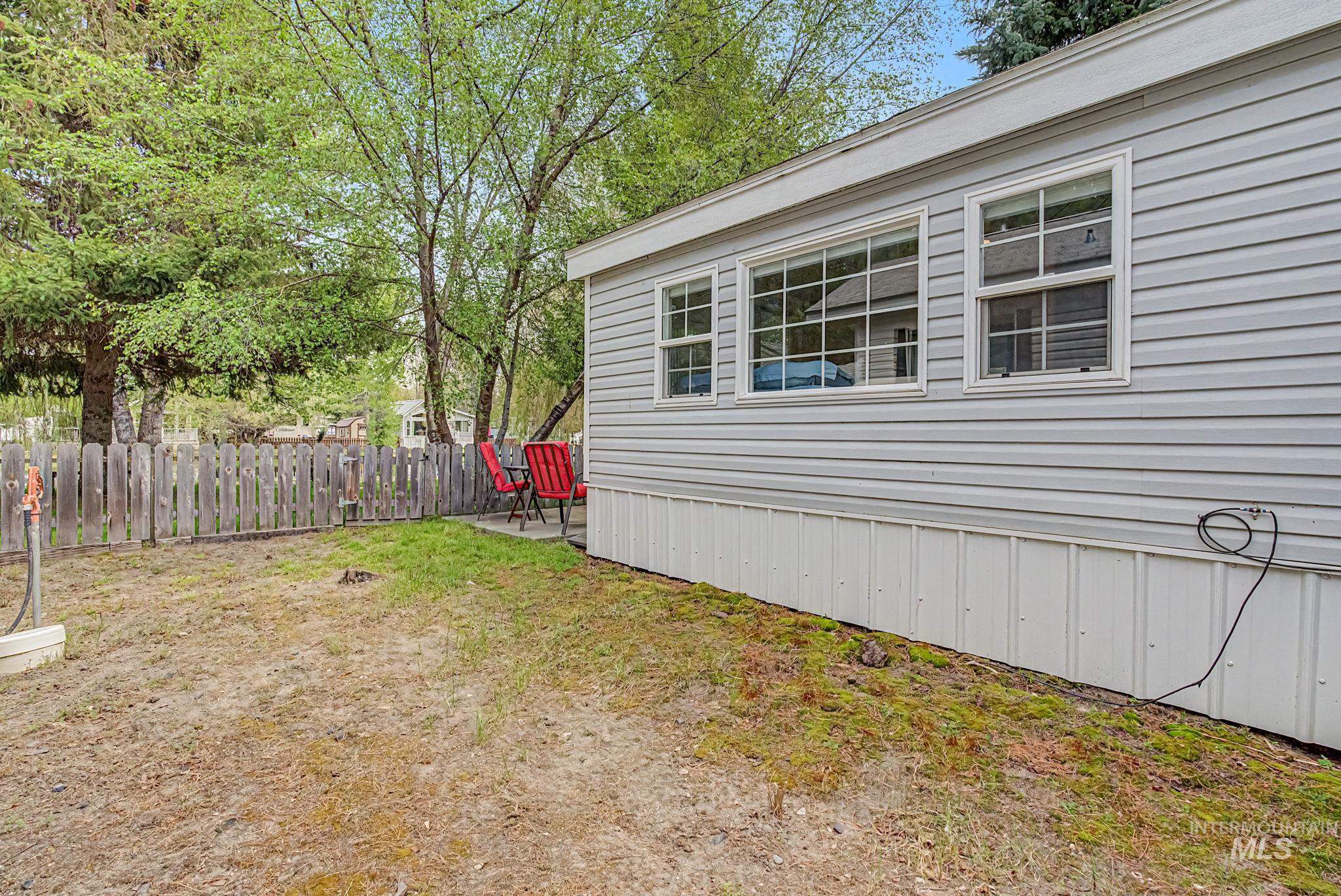 514 Sawyer St Property Photo 22