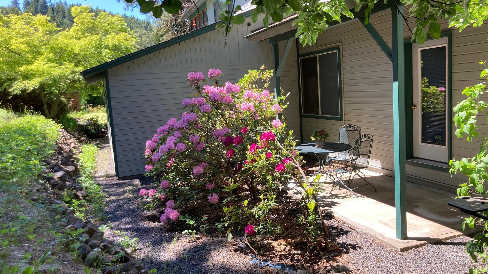 266 Falcon Ridge Rd Property Photo 30