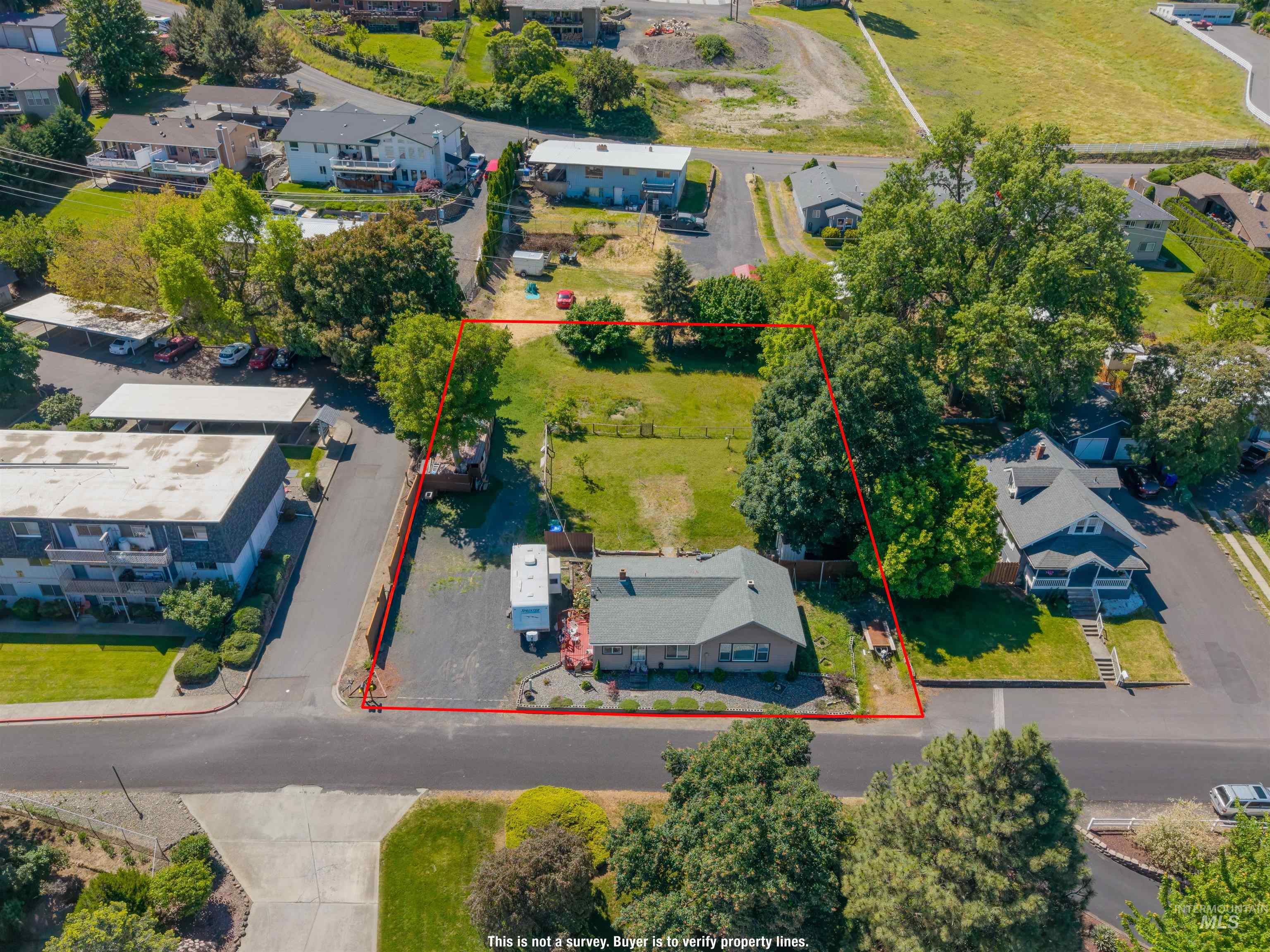 238 Hillcrest Road Property Photo 8
