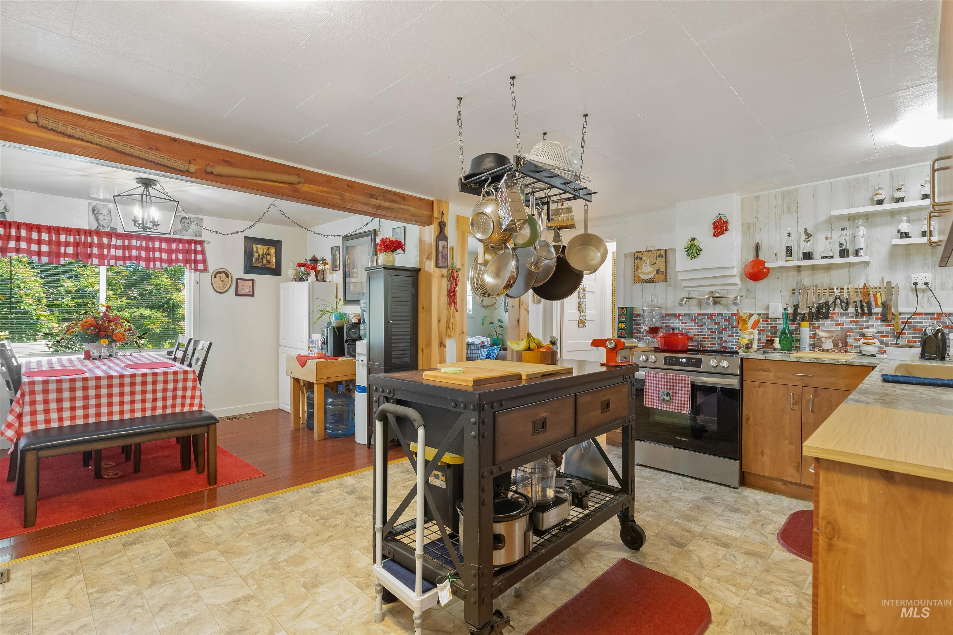 238 Hillcrest Road Property Photo 15