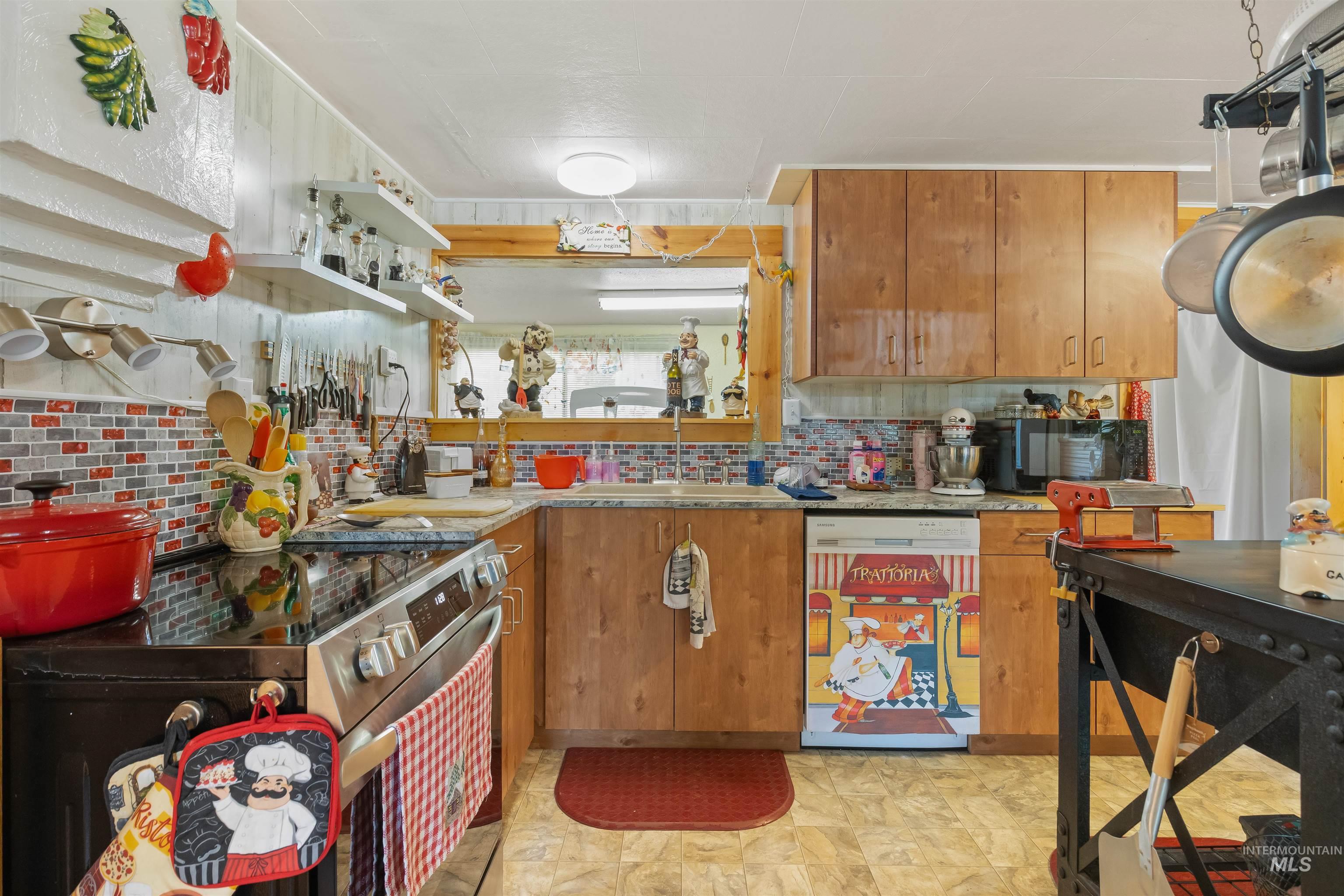 238 Hillcrest Road Property Photo 18