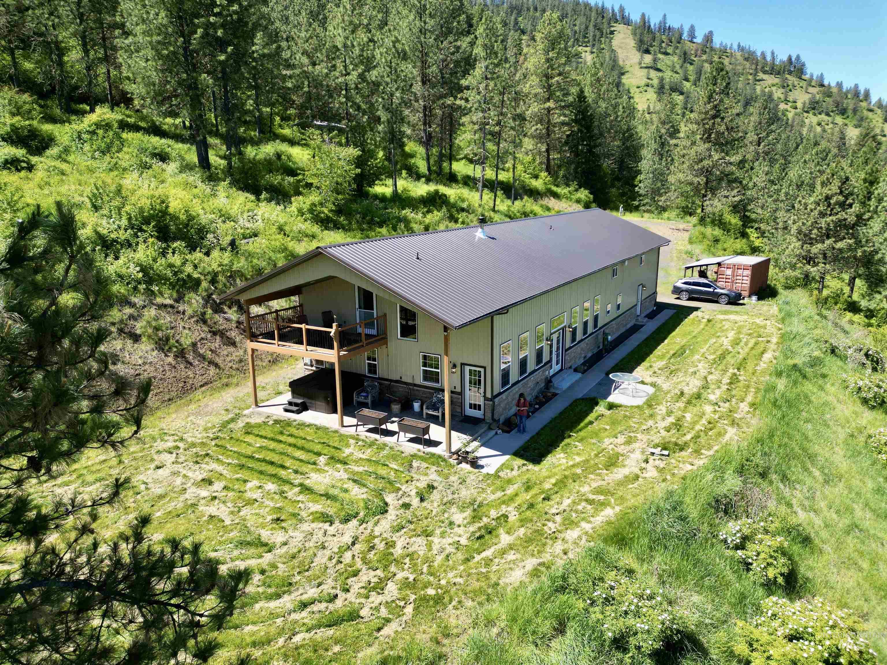 2284 Hill Street Property Photo 45