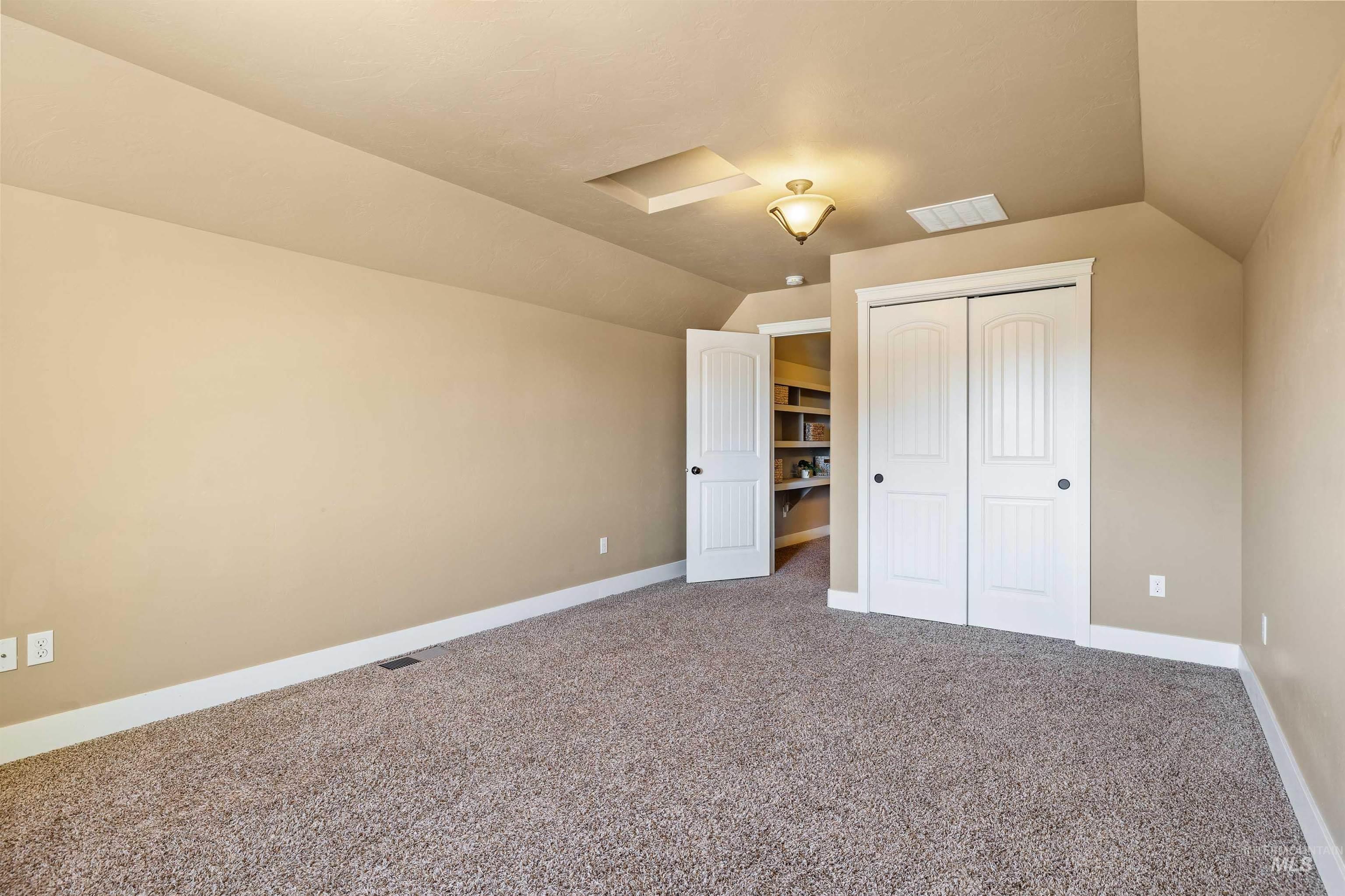 2271 Canyon Trail Way Property Photo 21