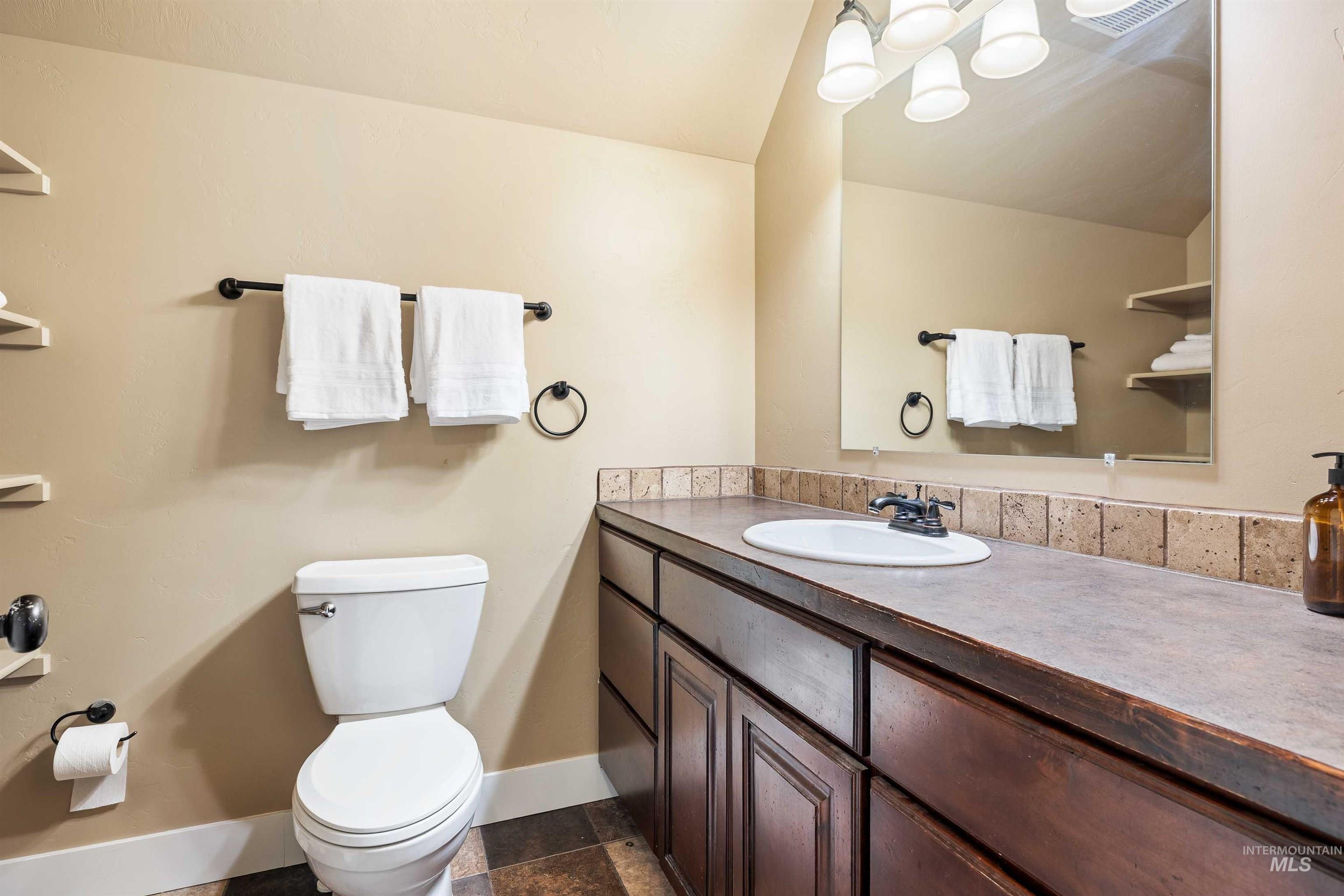 2271 Canyon Trail Way Property Photo 22