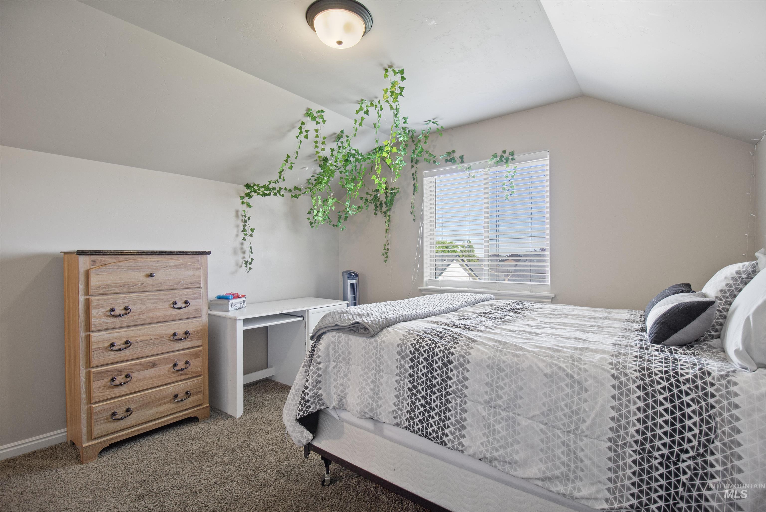 1068 Terra Ave Property Photo 23