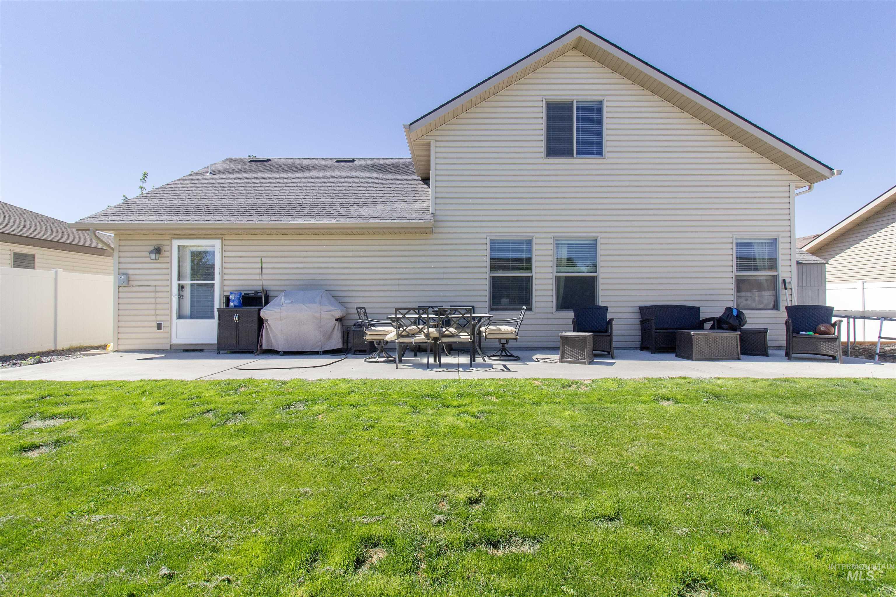 1068 Terra Ave Property Photo 34
