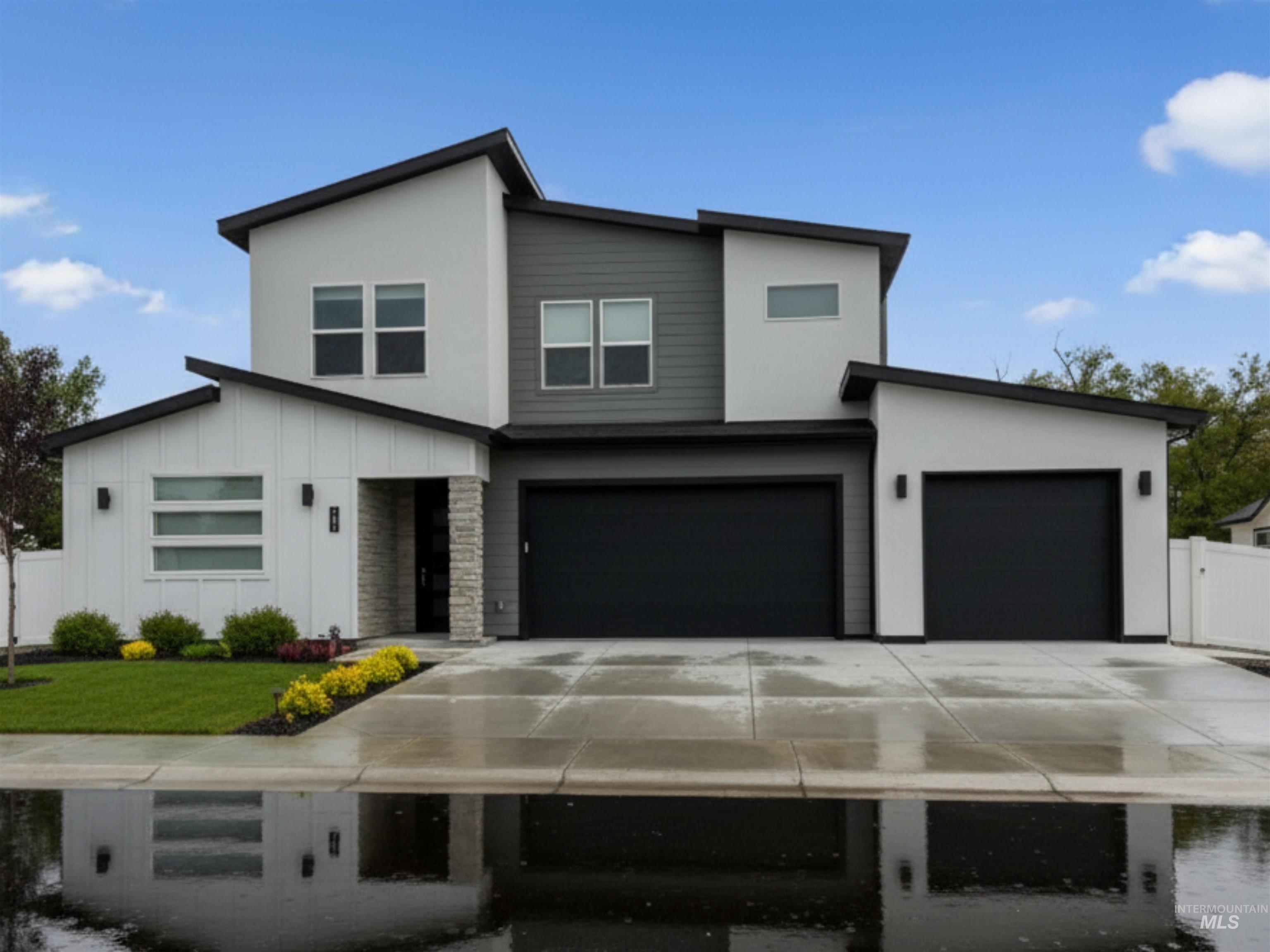 191 S Fuji Avenue Property Photo 1