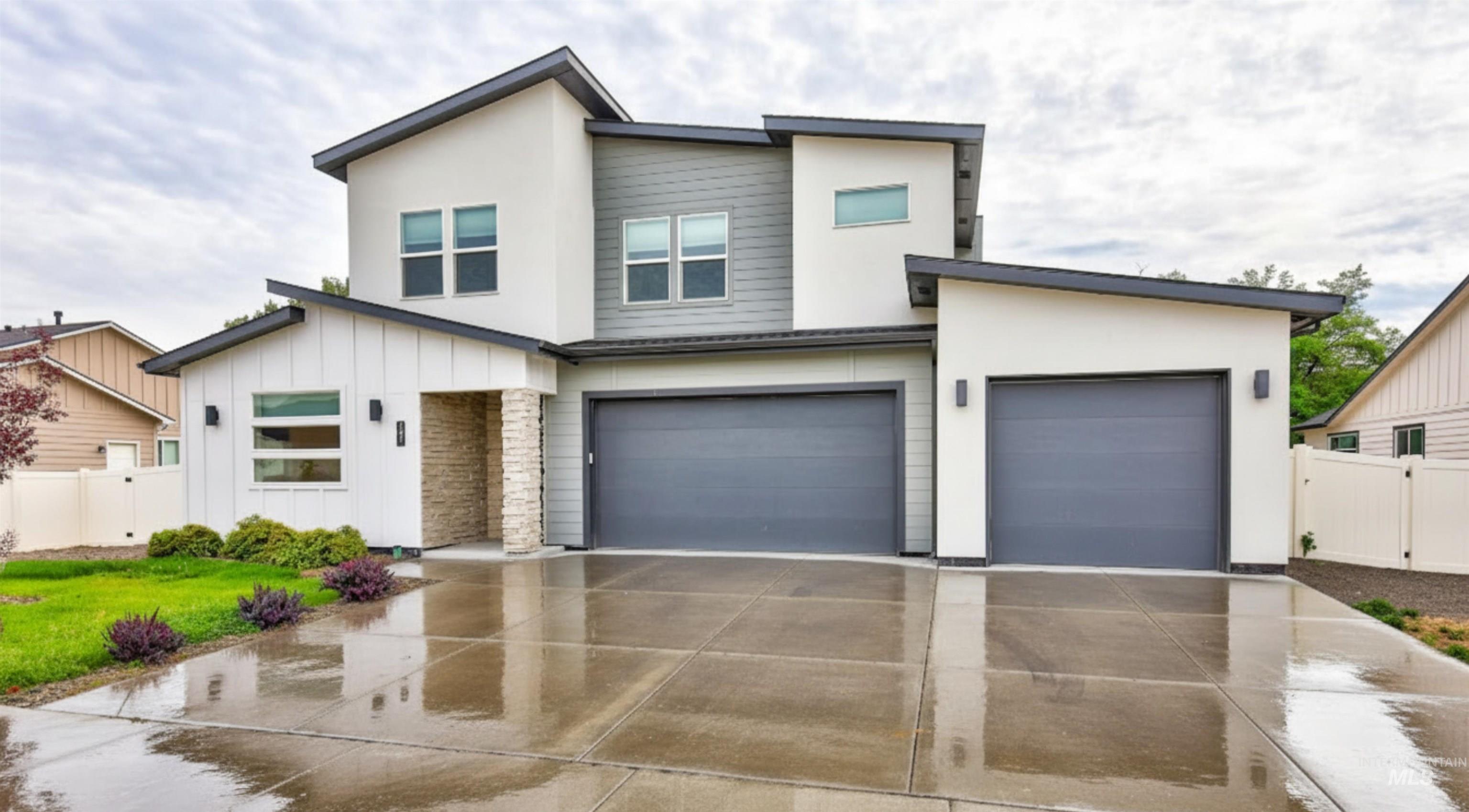 191 S Fuji Avenue Property Photo 1